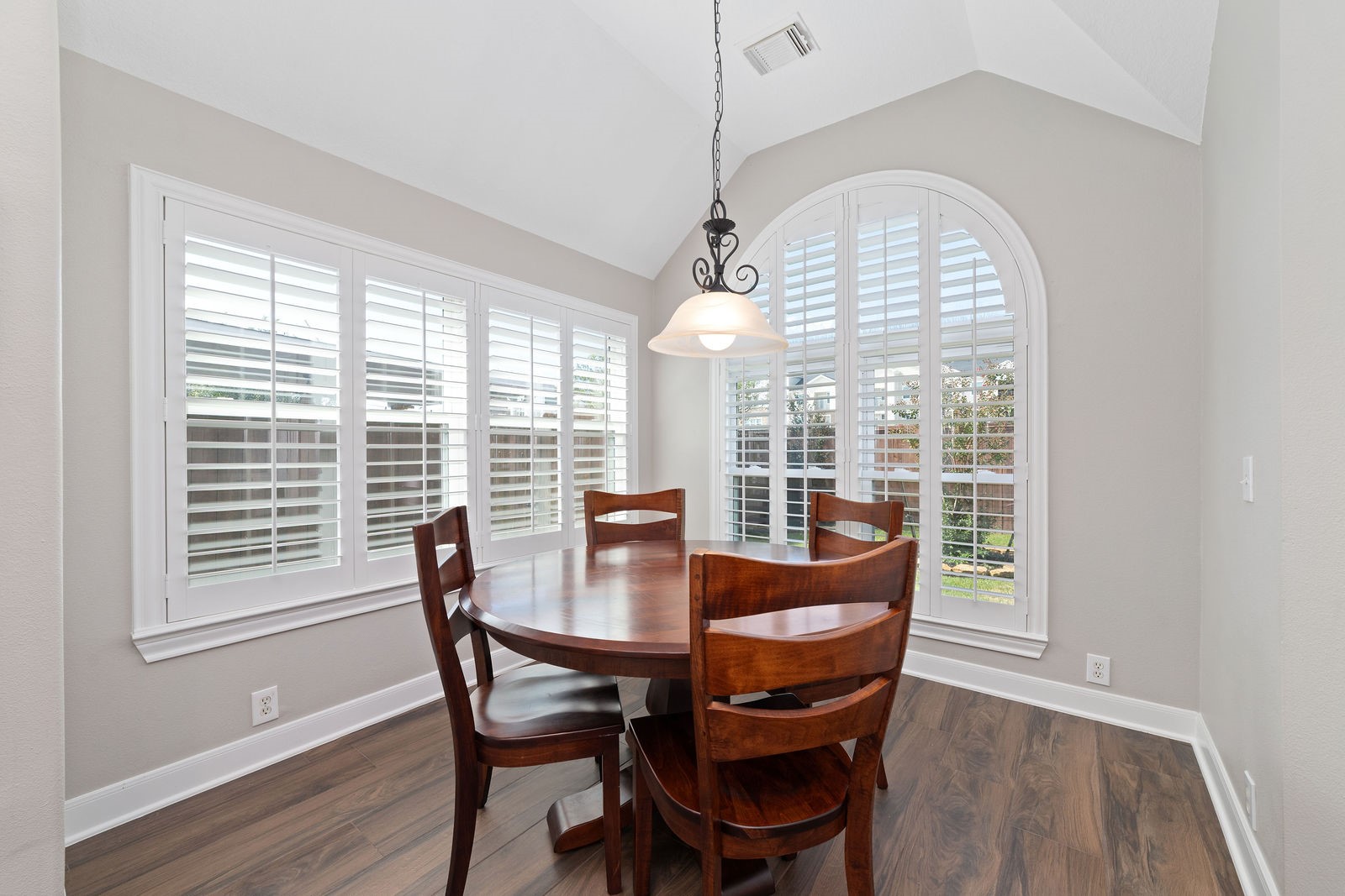 Breakfast area