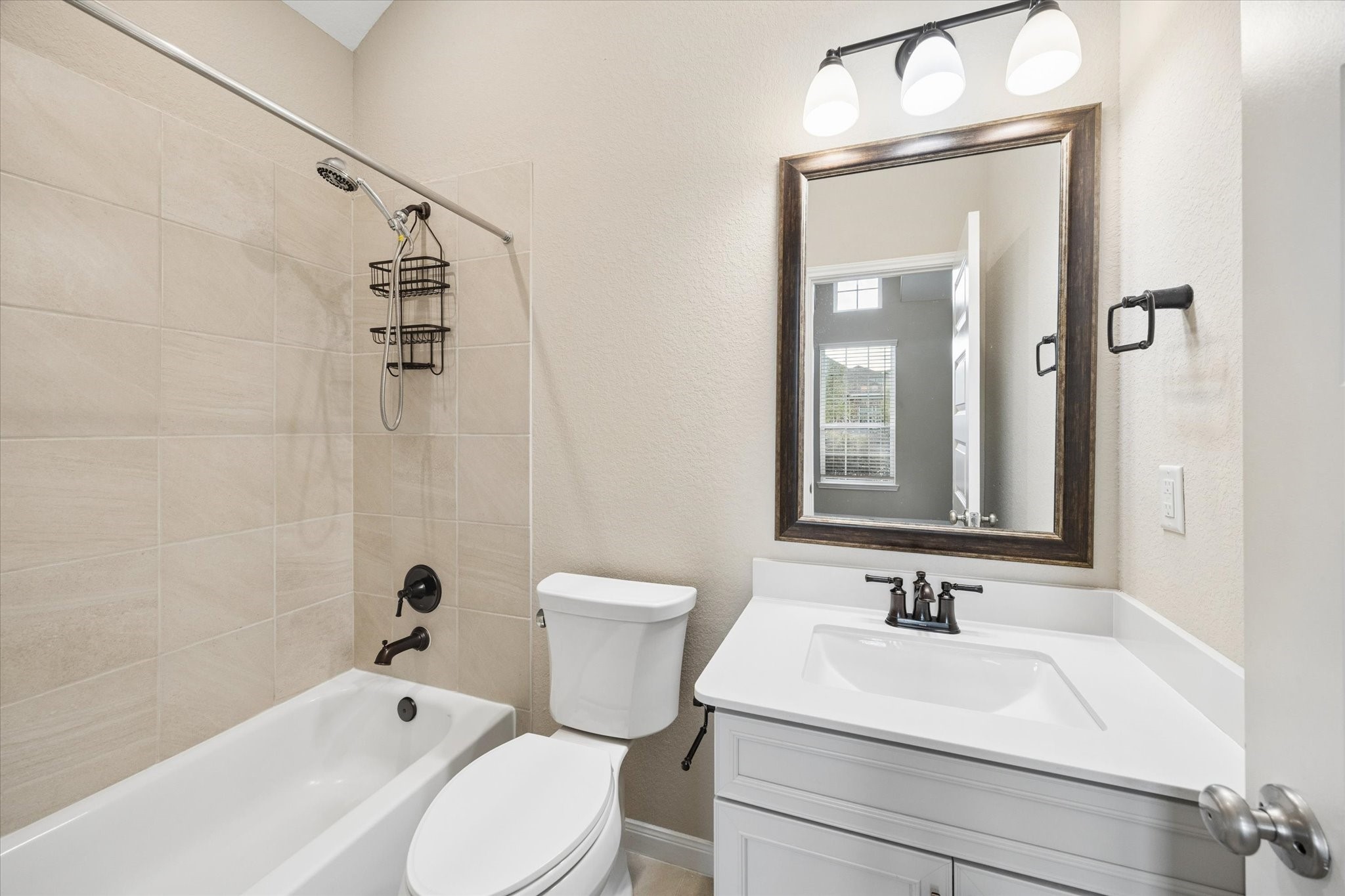 1924 Canyon Live Oak Street, Conroe, TX 77304