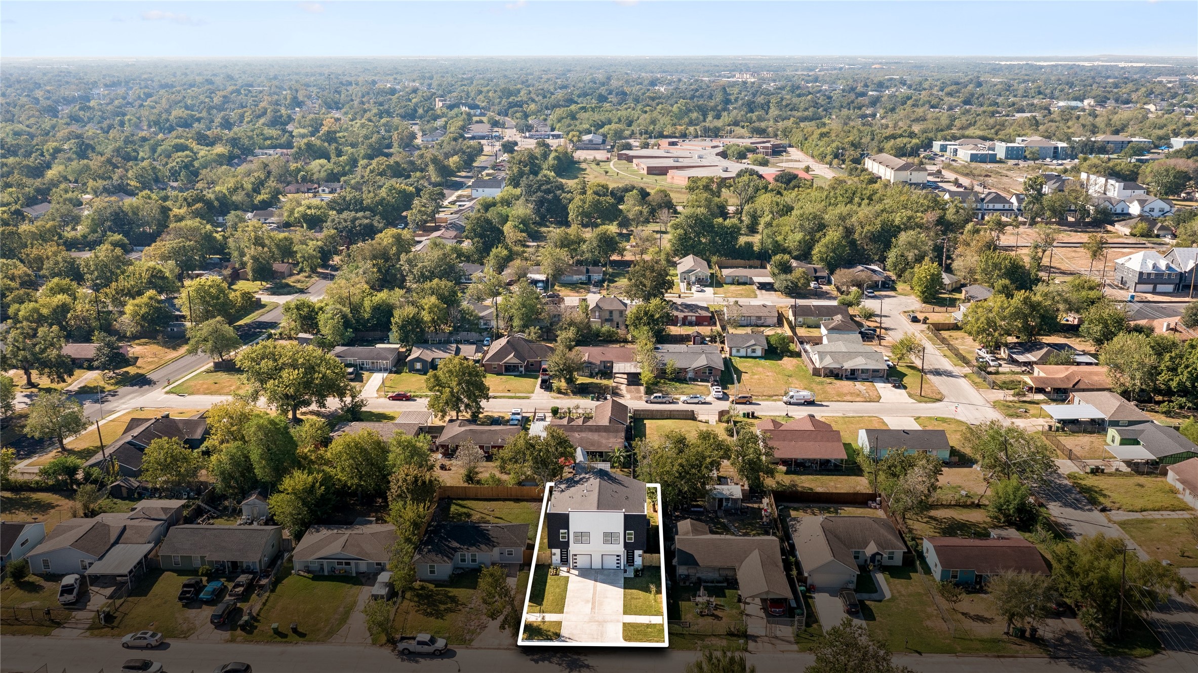 5014 Willow Glen Drive, Houston, TX 77033