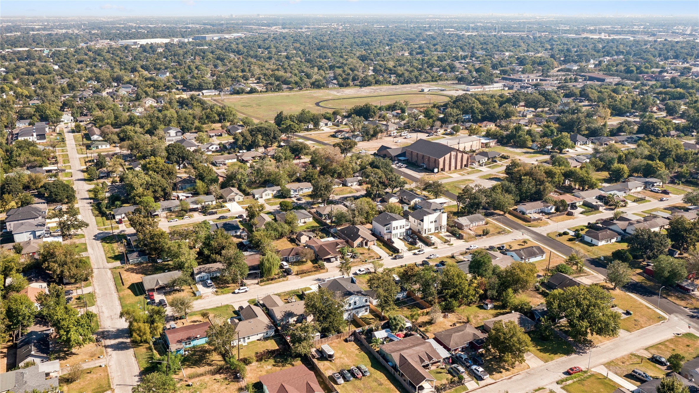 5014 Willow Glen Drive, Houston, TX 77033