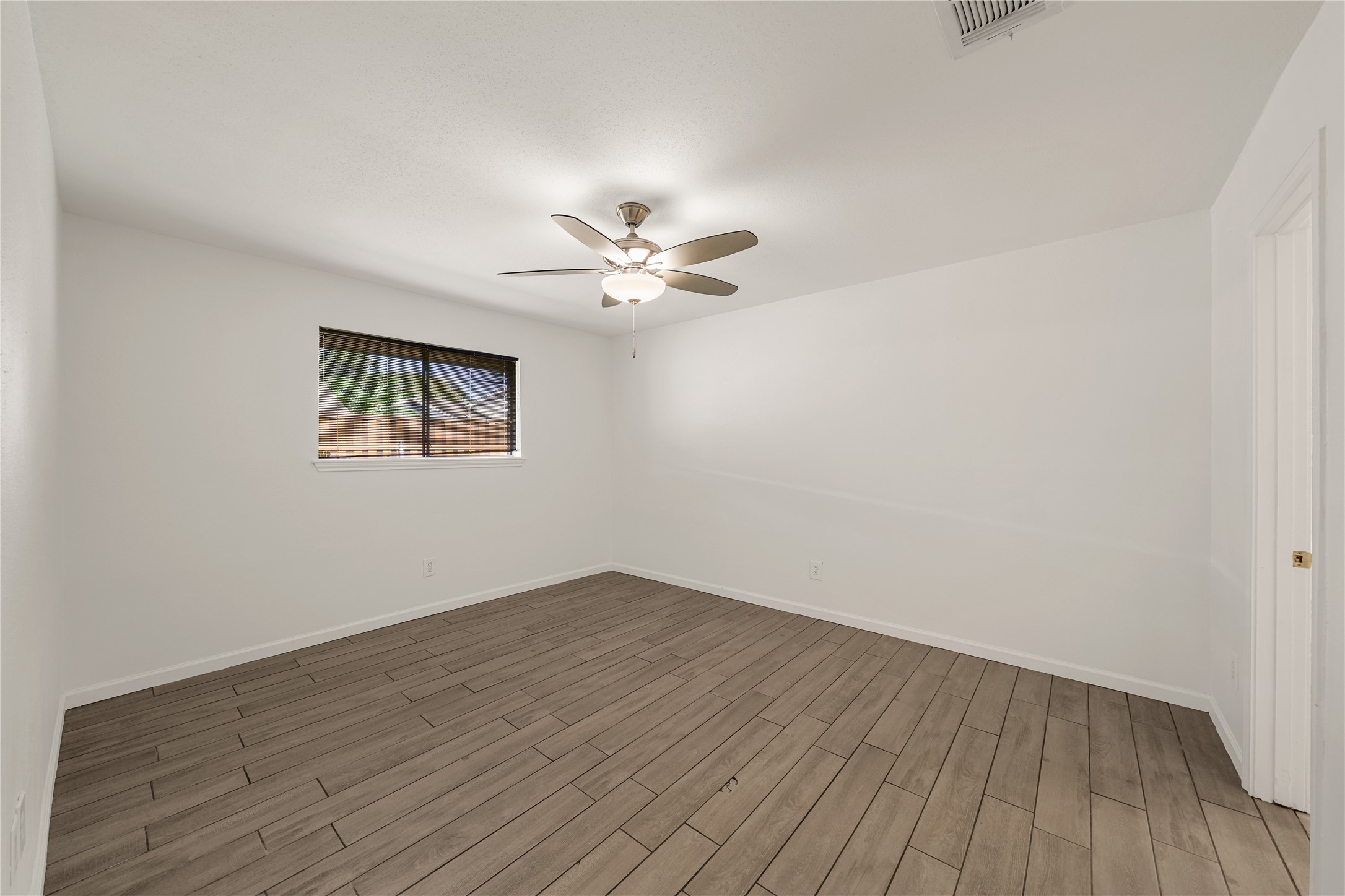 10423 Sageburrow Drive, Houston, TX 77089