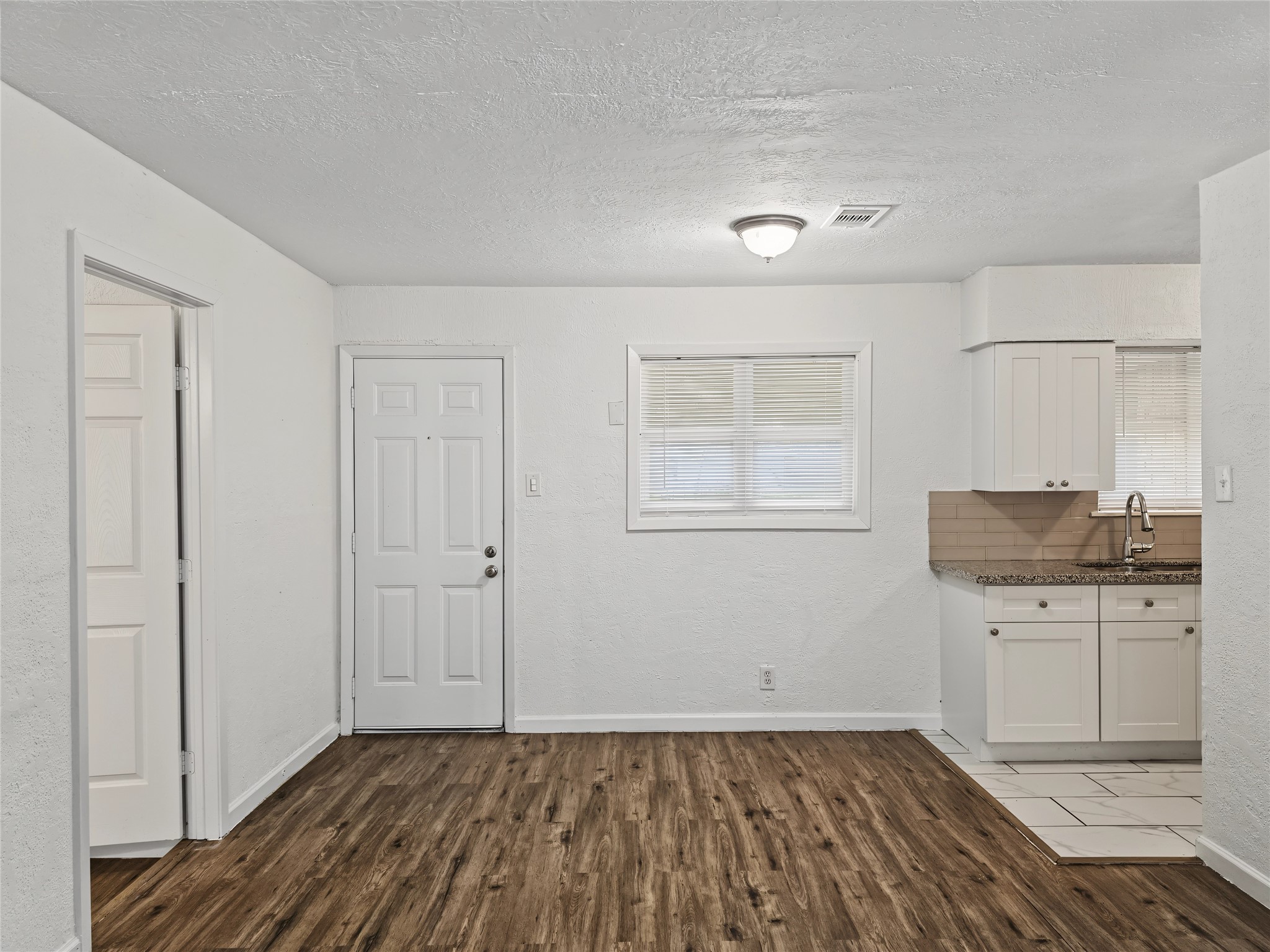 206 Prune Street, La Marque, TX 77568