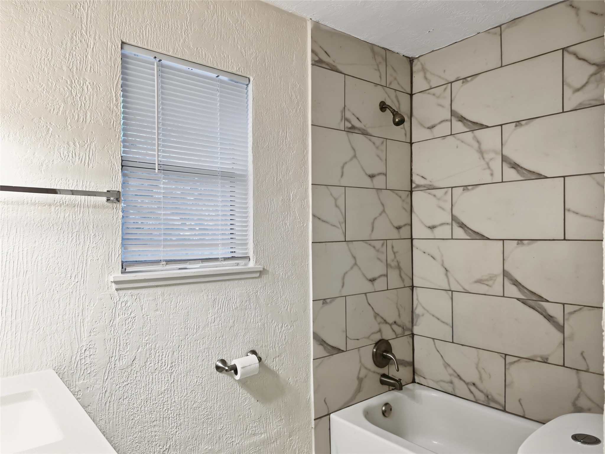 206 Prune Street, La Marque, TX 77568