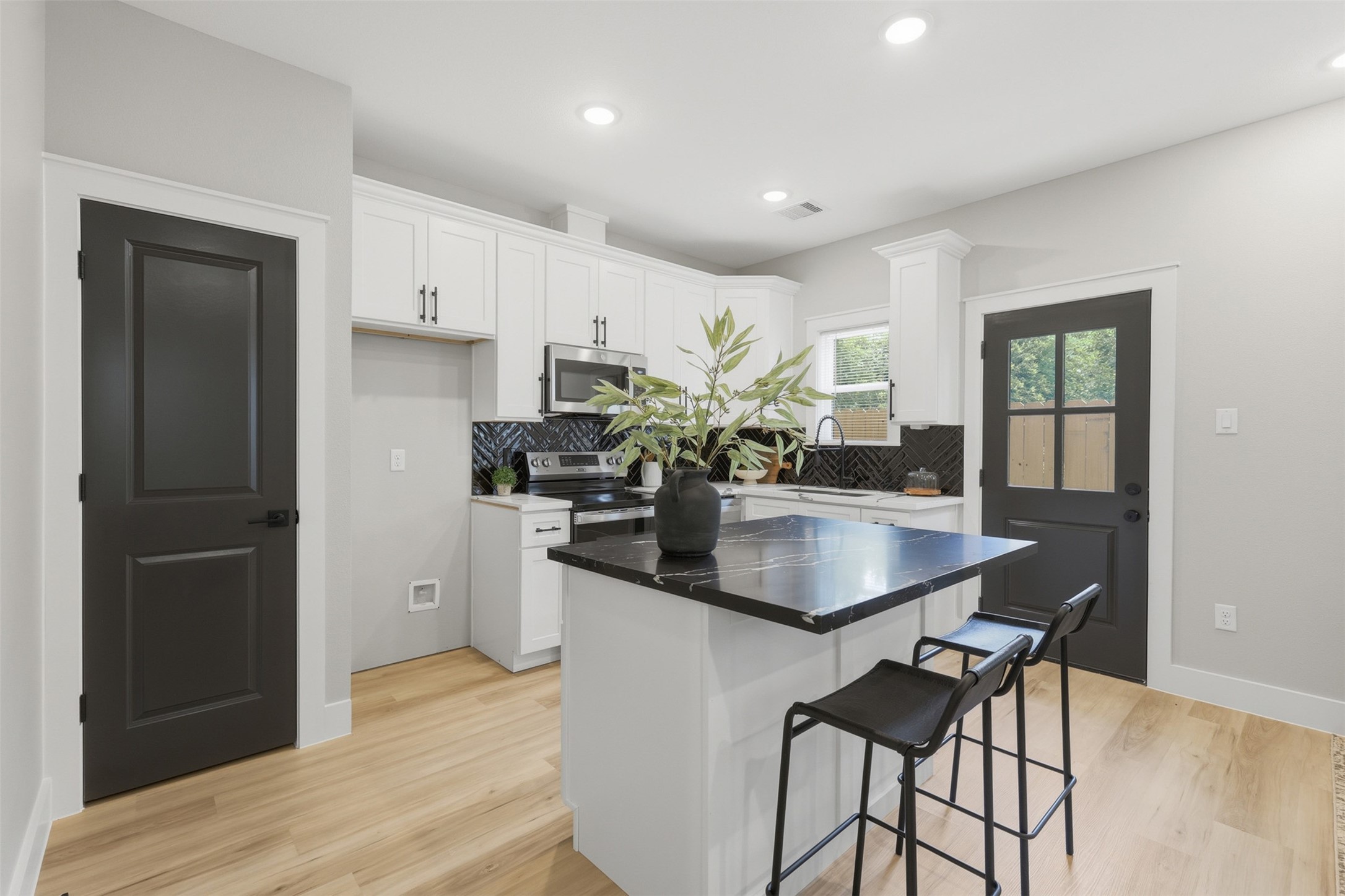 4719 Mallow Street, #A, Houston, TX 77033 4719 Mallow Street, #A, Houston, TX 77033