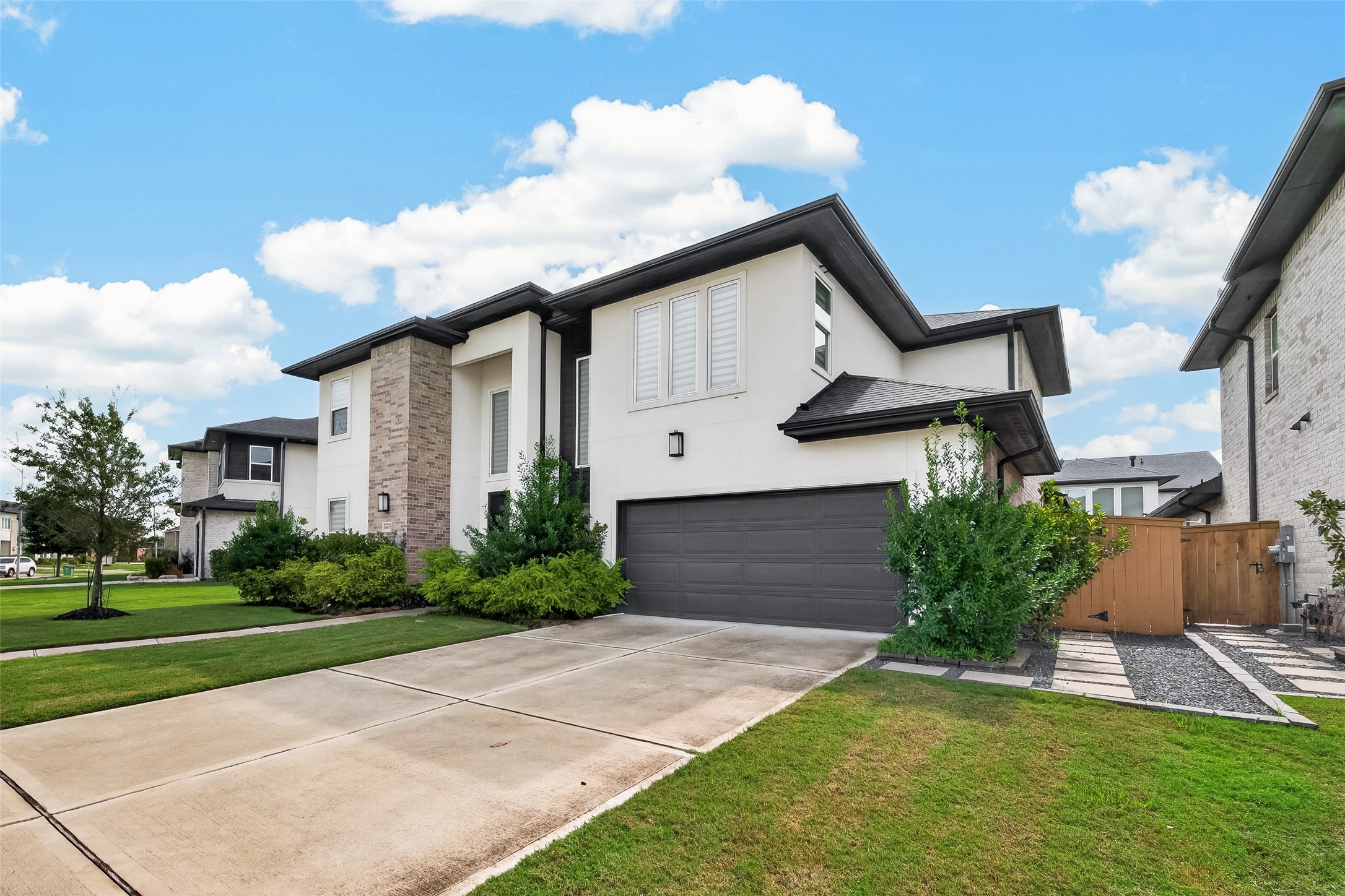 4615 Brazos Shores Drive, Sugar Land, TX 77479