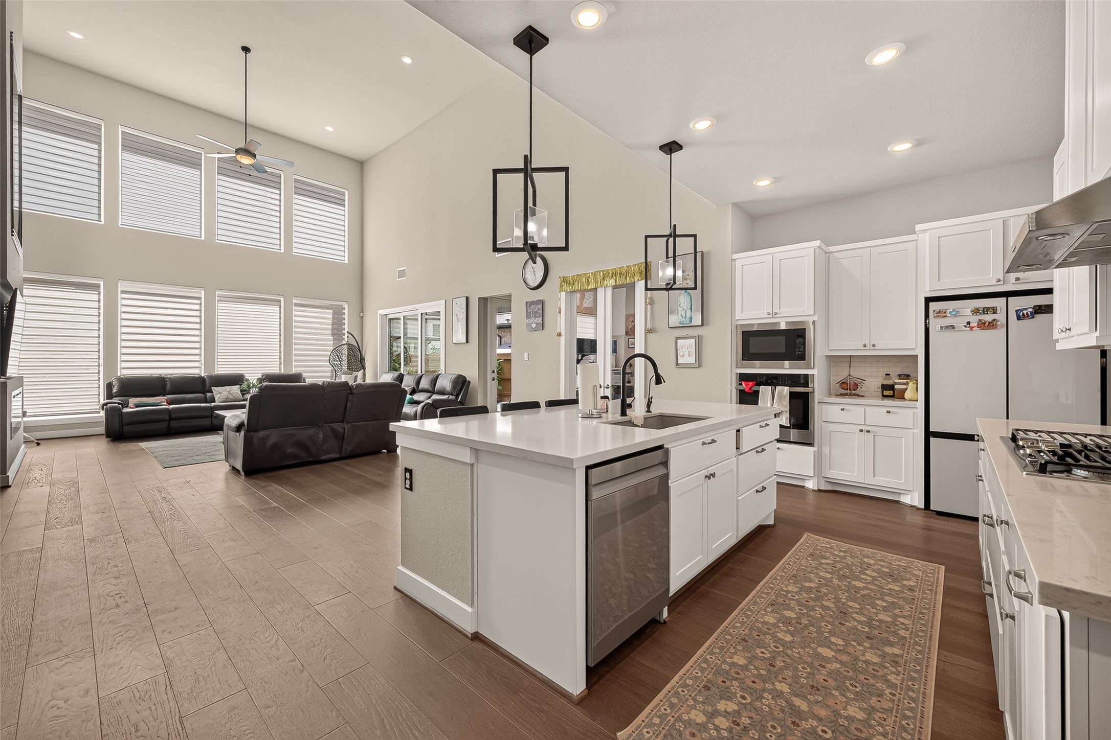 4615 Brazos Shores Drive, Sugar Land, TX 77479