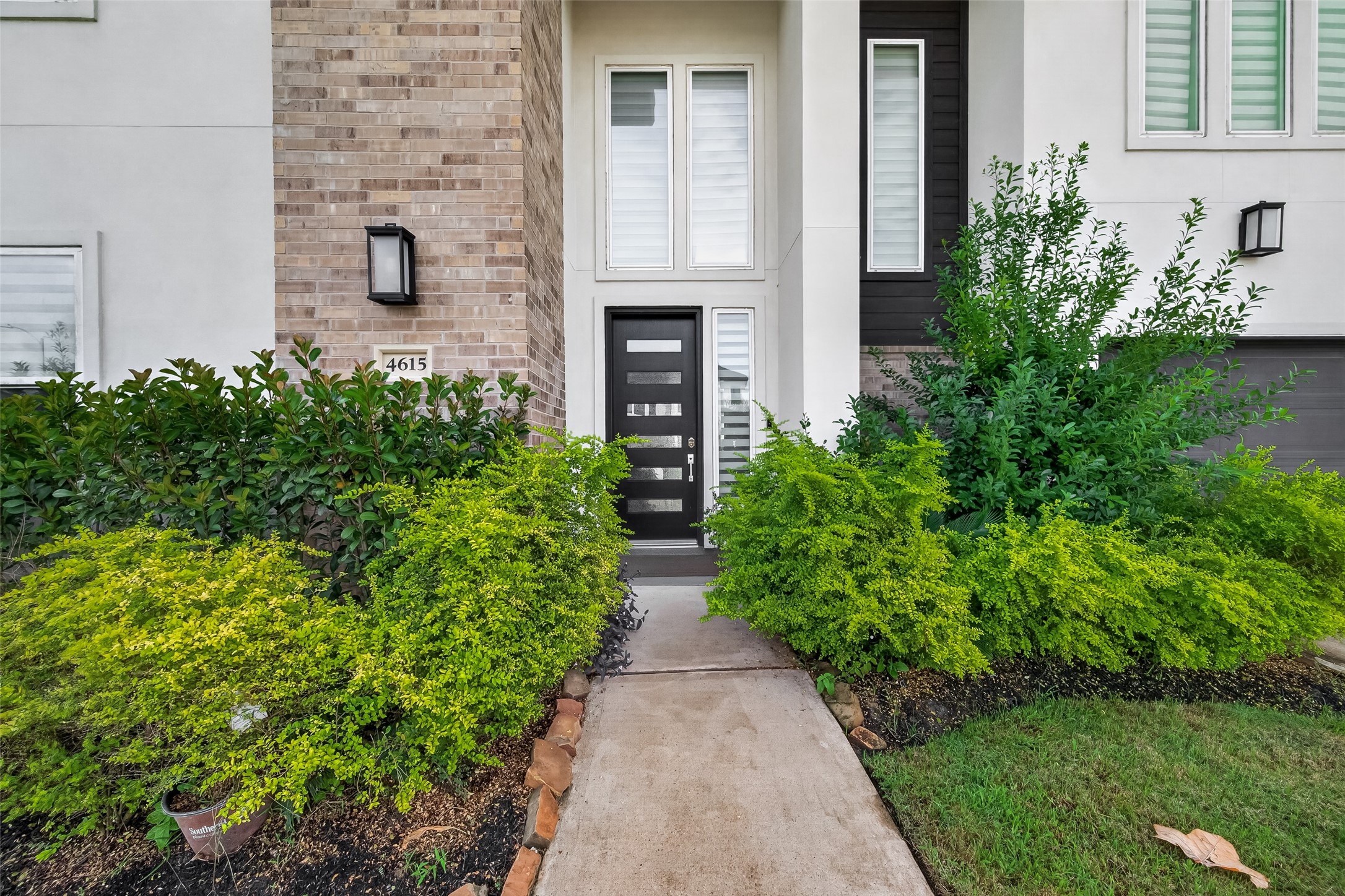 4615 Brazos Shores Drive, Sugar Land, TX 77479