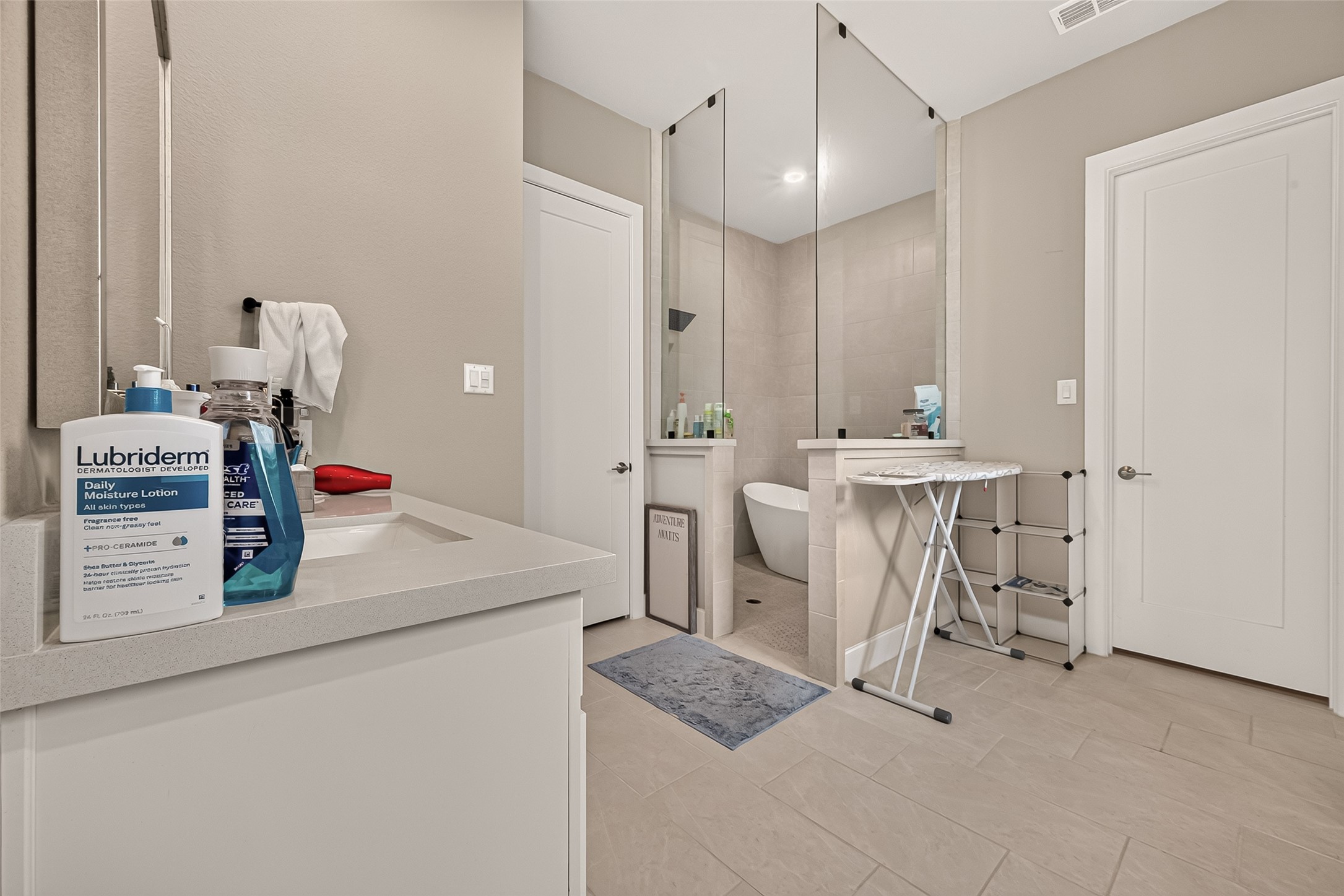 4615 Brazos Shores Drive, Sugar Land, TX 77479