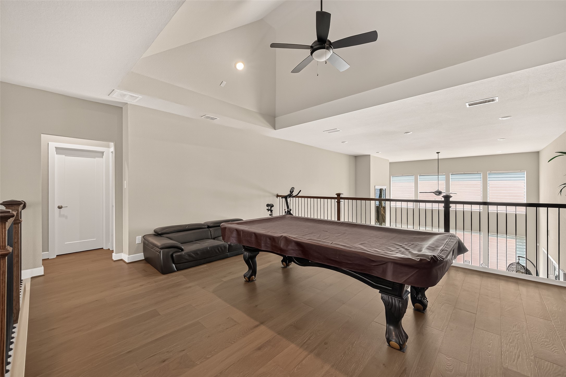 4615 Brazos Shores Drive, Sugar Land, TX 77479