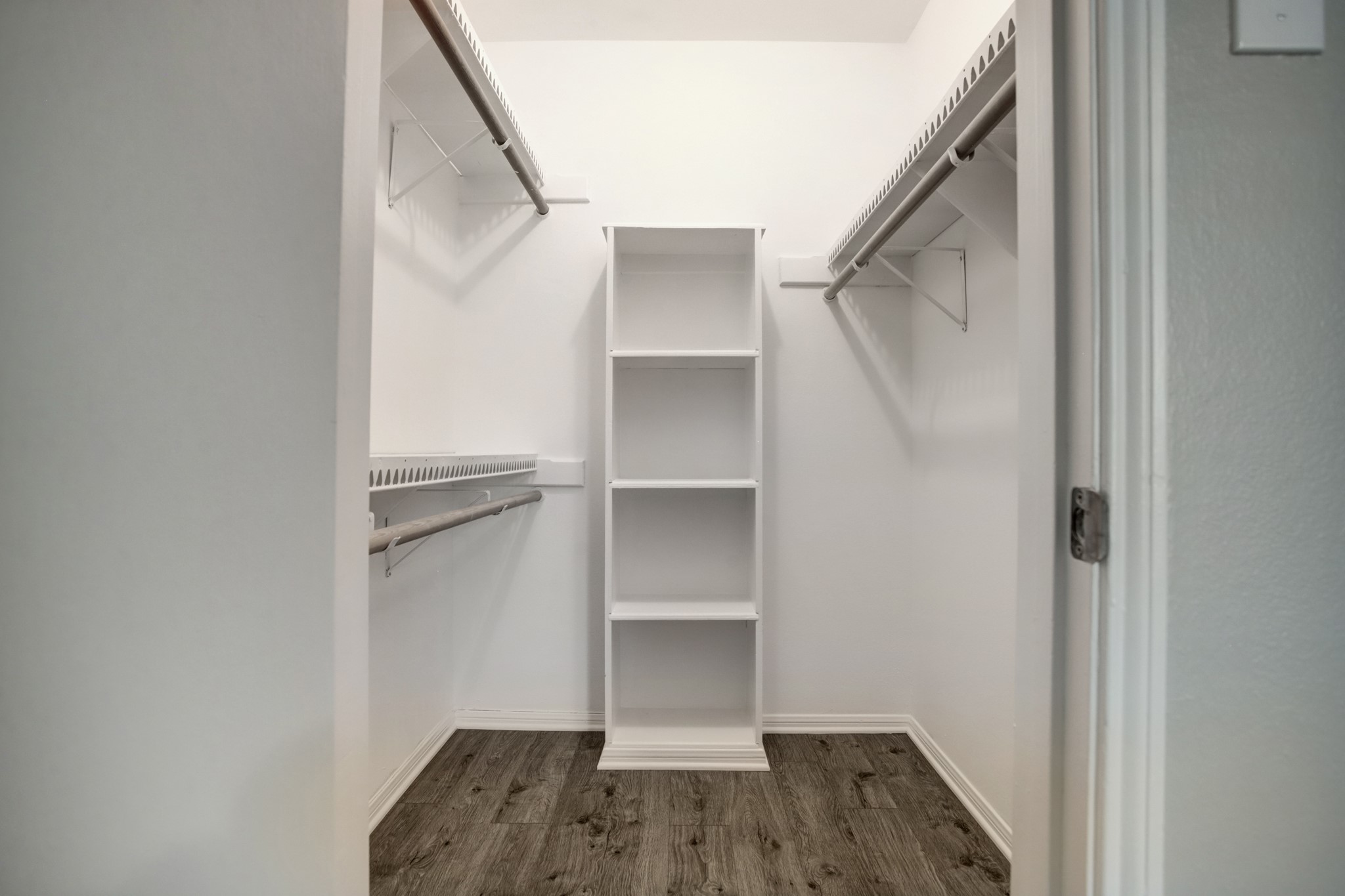 353 N Post Oak Lane, #819, Houston, TX 77024