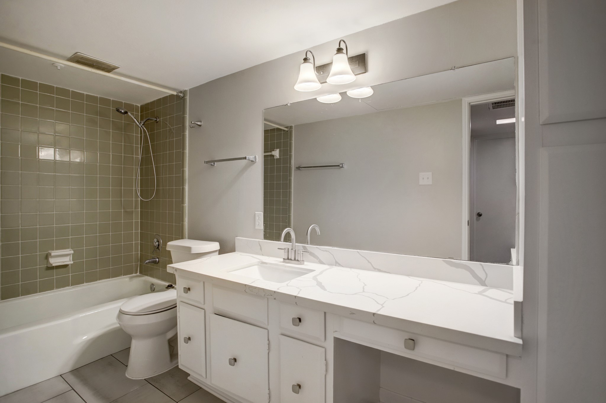 353 N Post Oak Lane, #819, Houston, TX 77024
