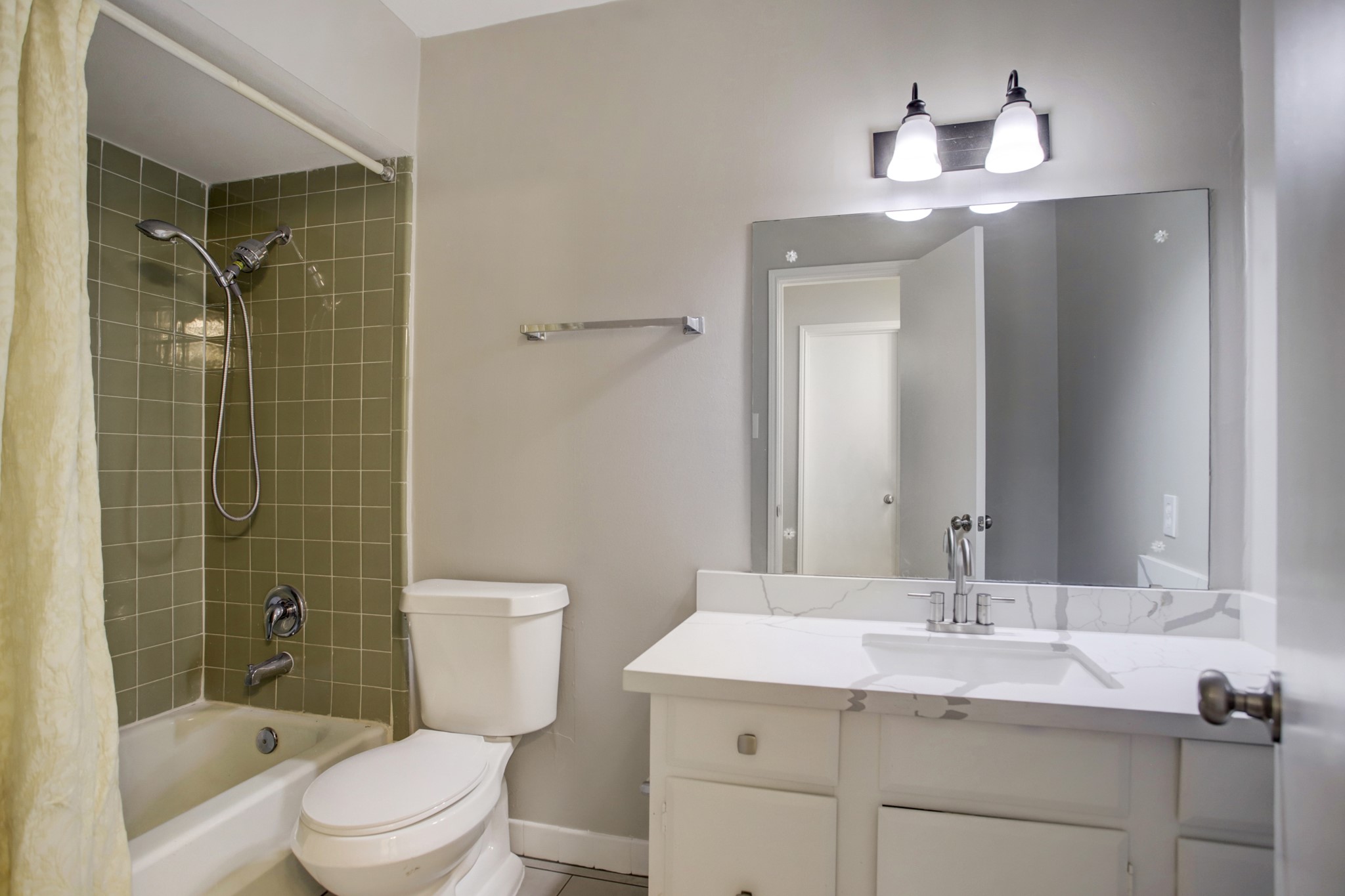 353 N Post Oak Lane, #819, Houston, TX 77024