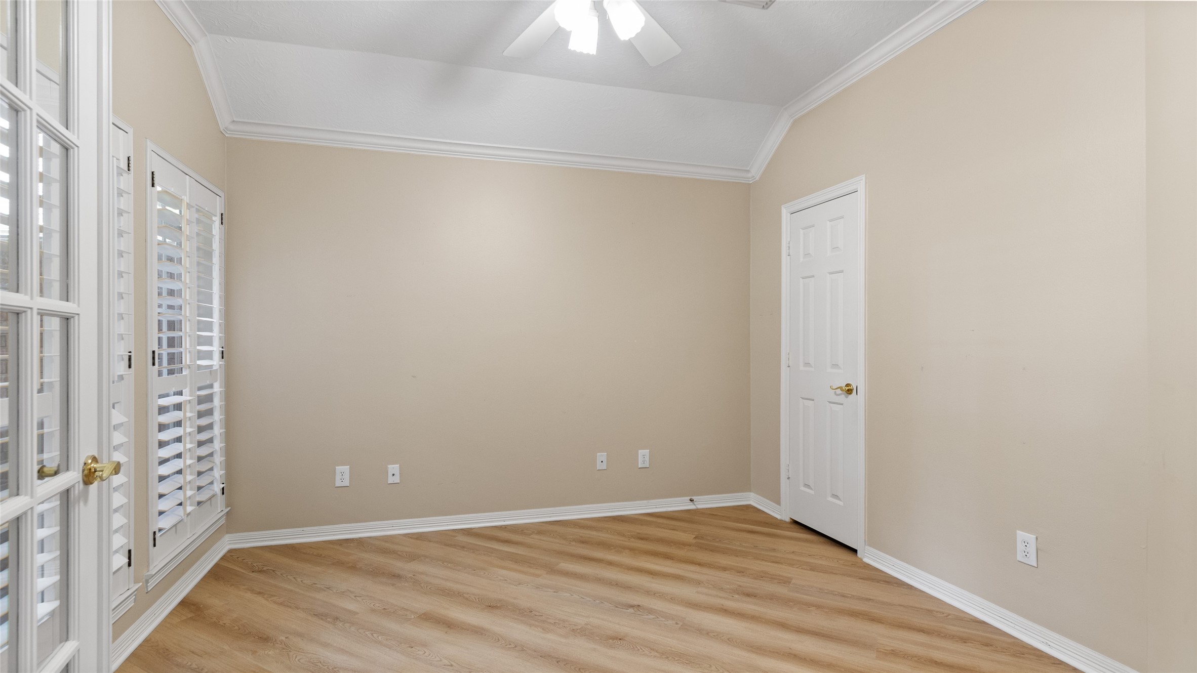 Third bedroom has view of the golf course and would make a great home office.
