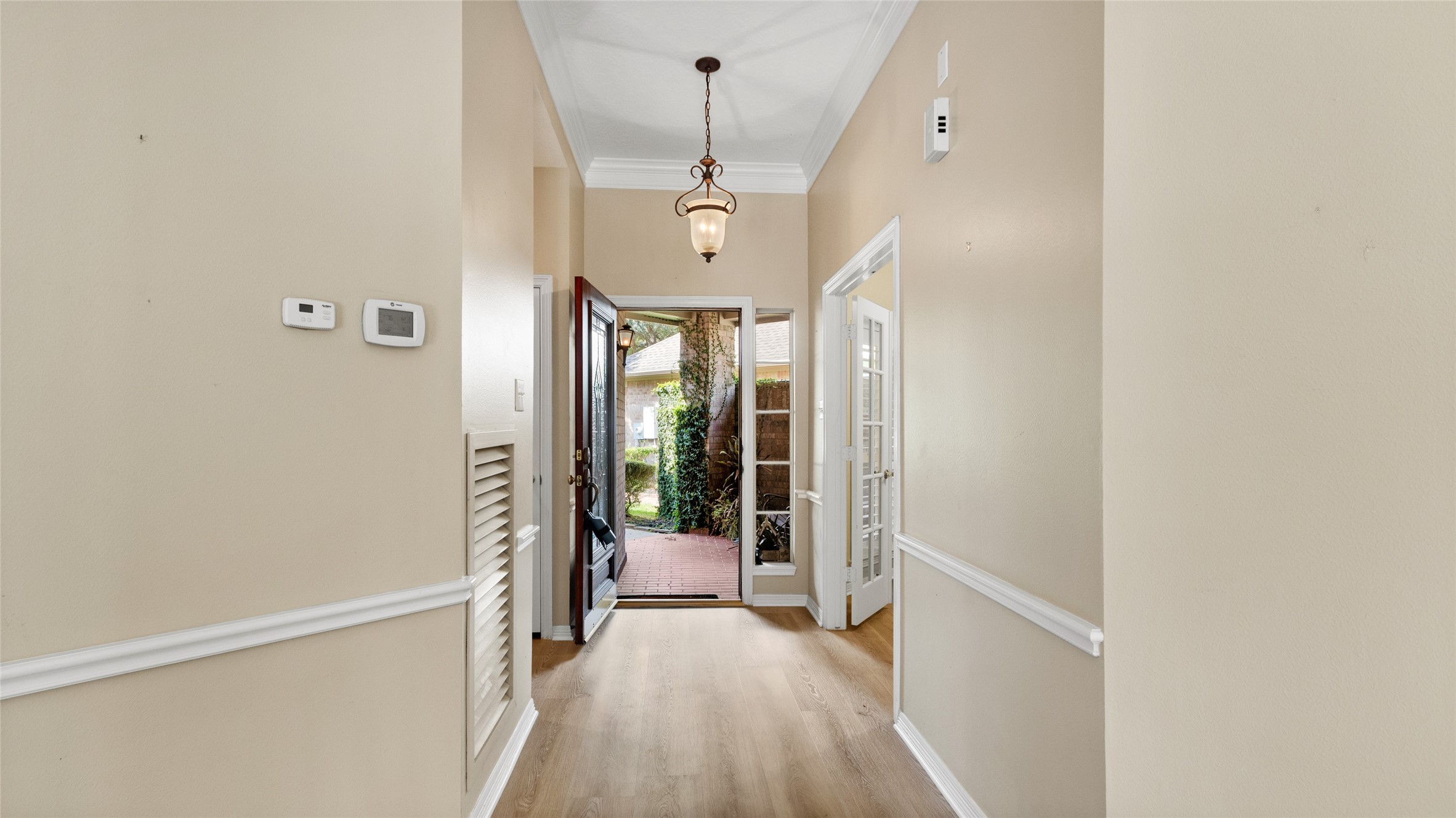 2430 Fairway Pointe Drive, League City, TX 77573