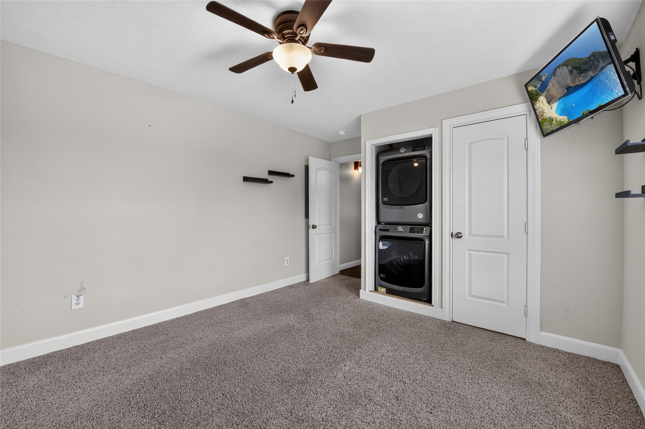 4228 Scenic Drive, Dickinson, TX 77539