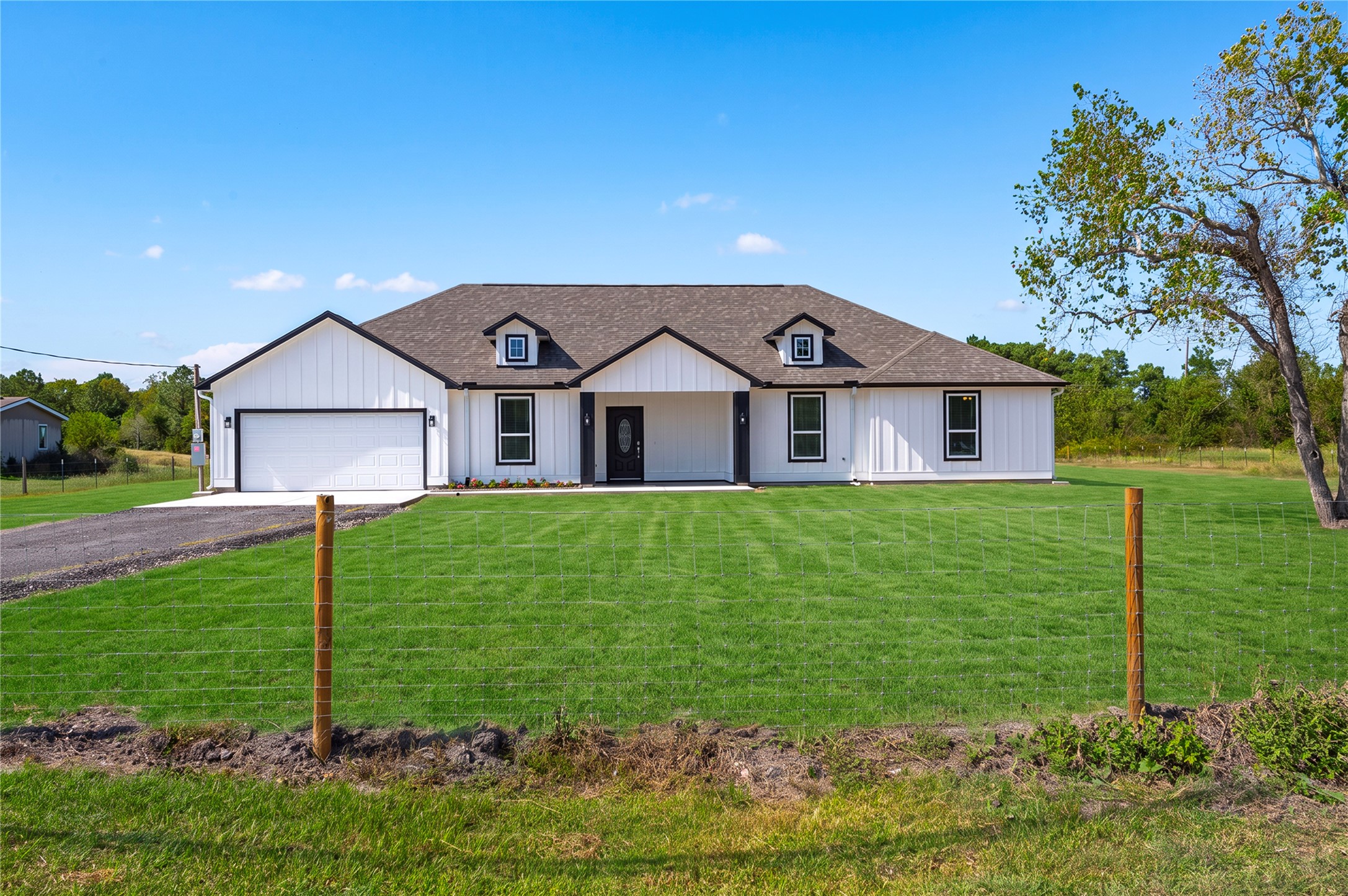 7120 County Road 171, Alvin, TX 77511 7120 County Road 171, Alvin, TX 77511