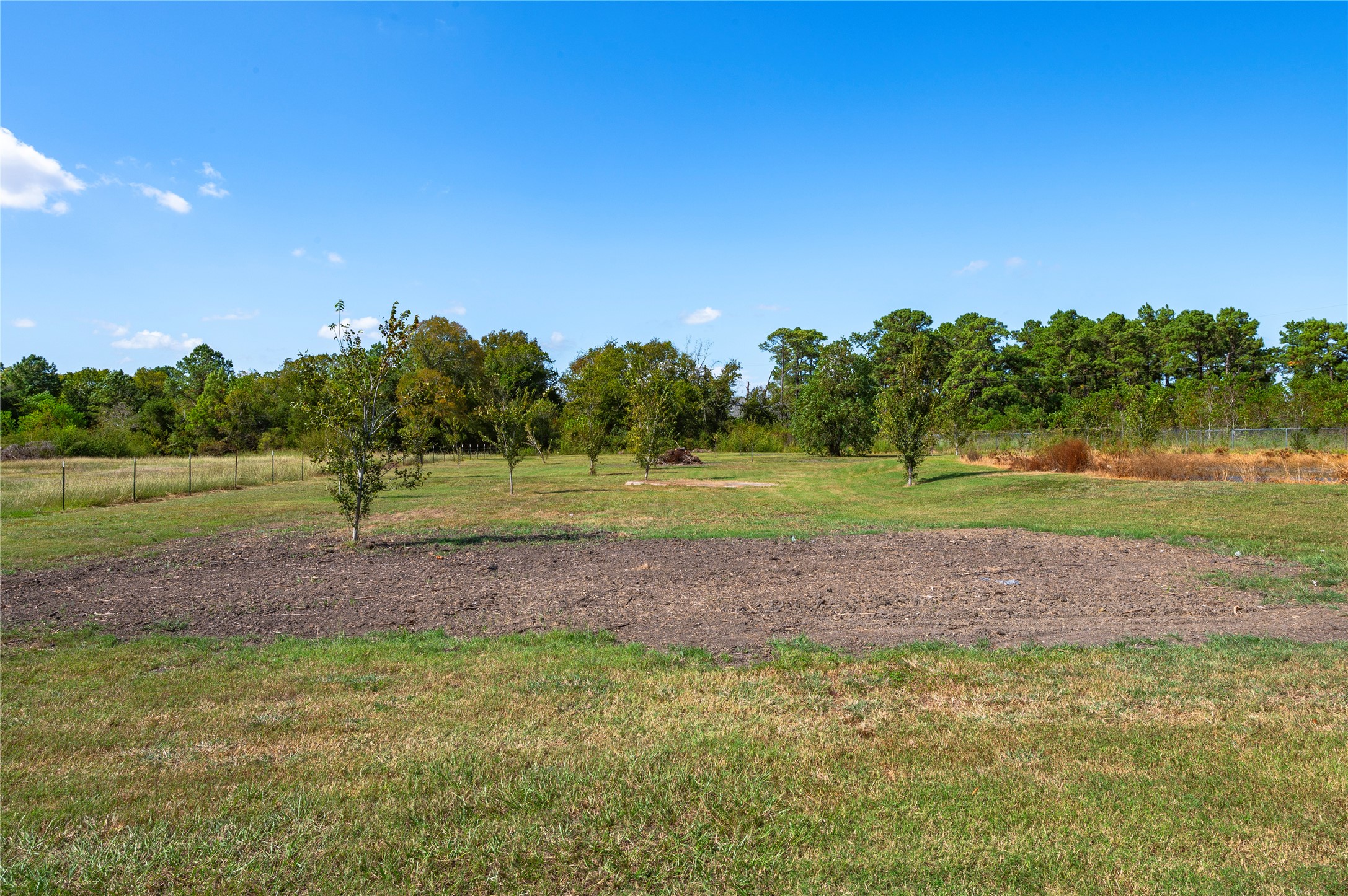 7120 County Road 171, Alvin, TX 77511