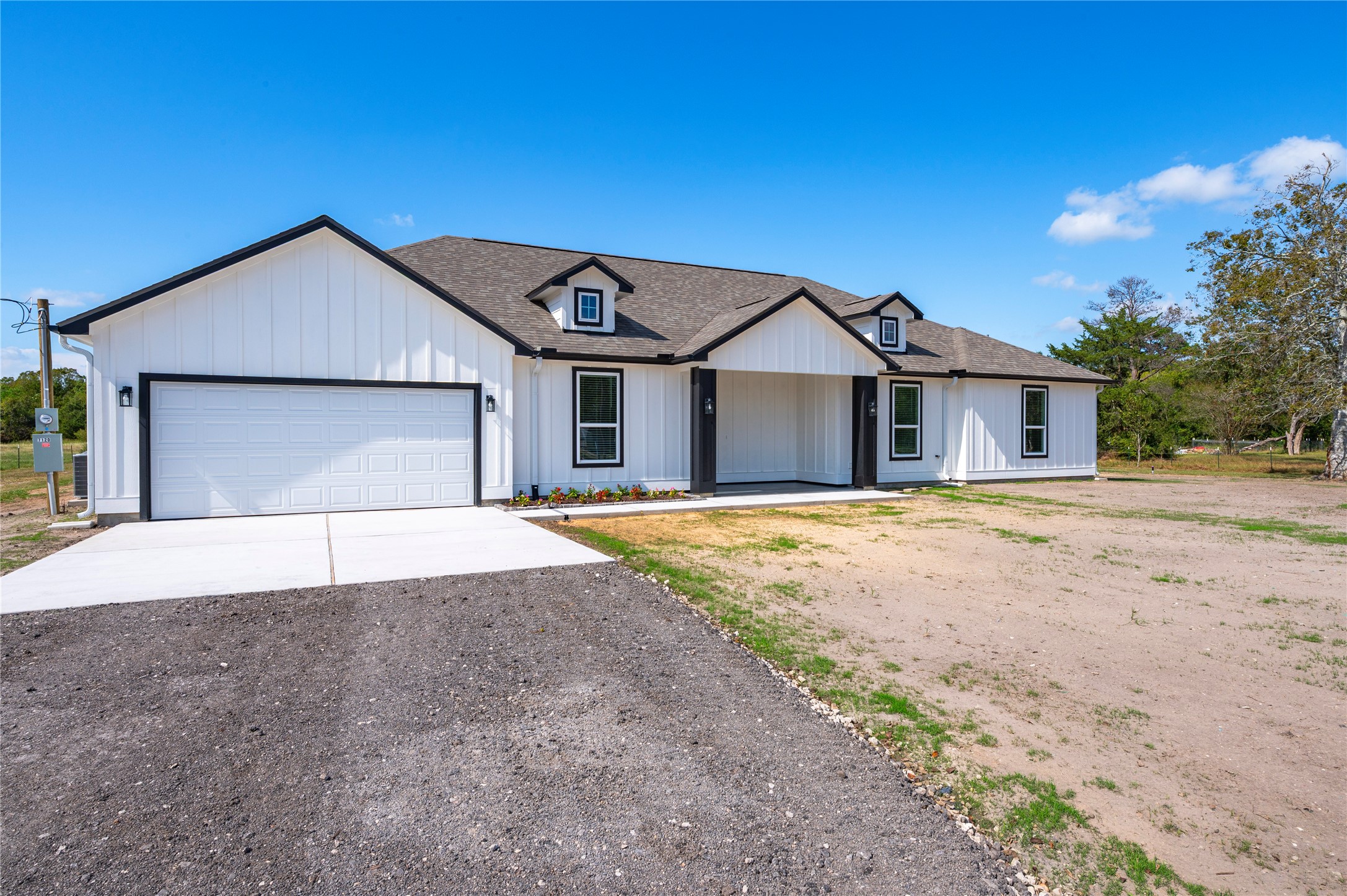 7120 County Road 171, Alvin, TX 77511