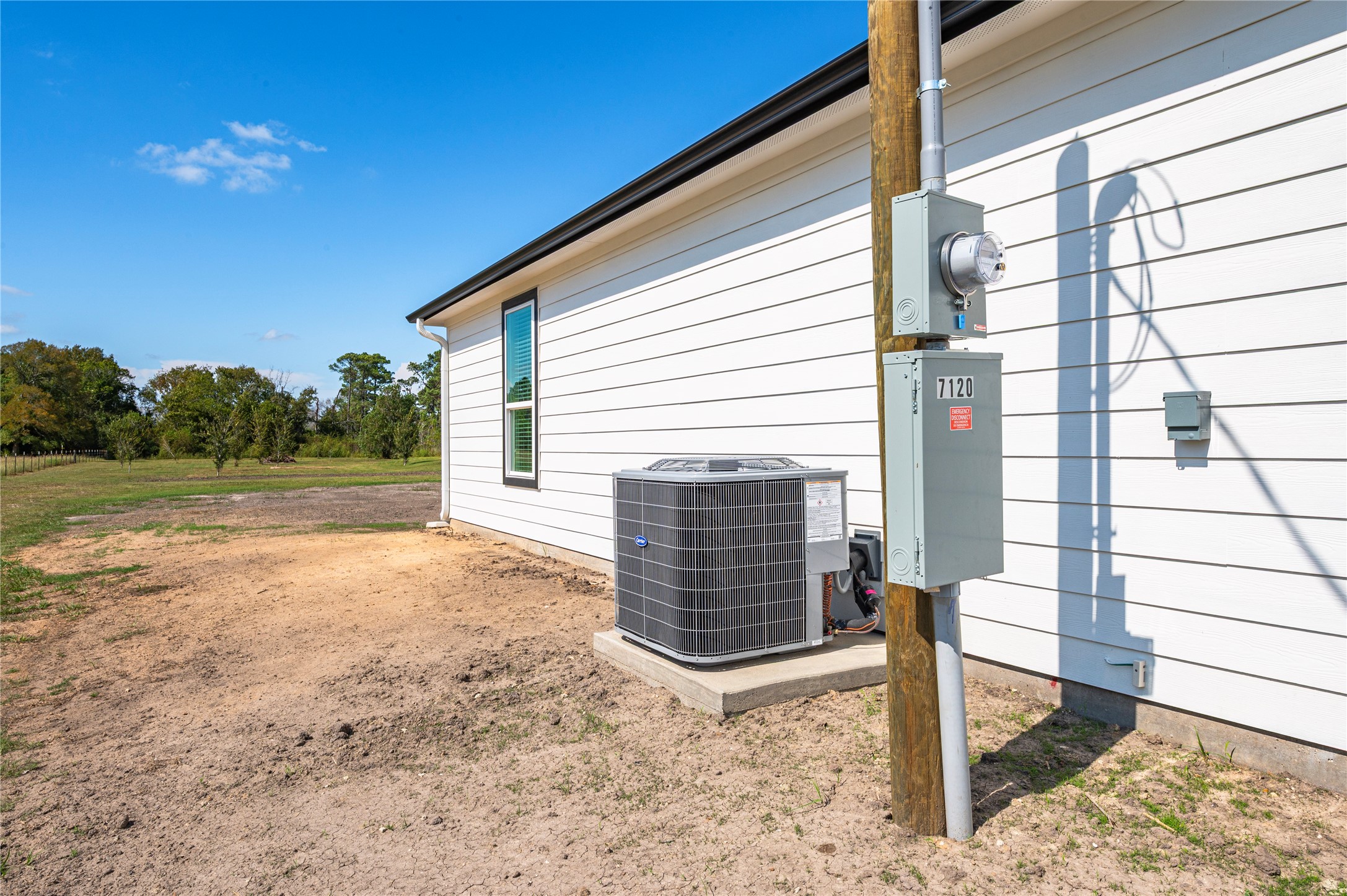 7120 County Road 171, Alvin, TX 77511