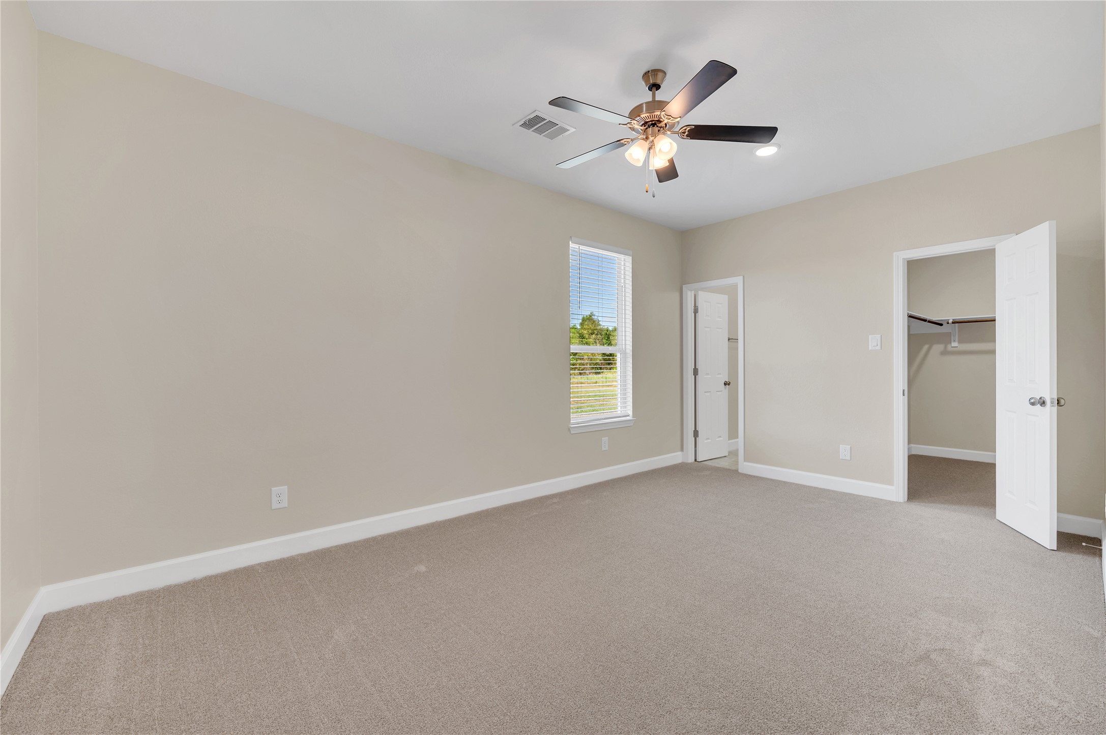7120 County Road 171, Alvin, TX 77511