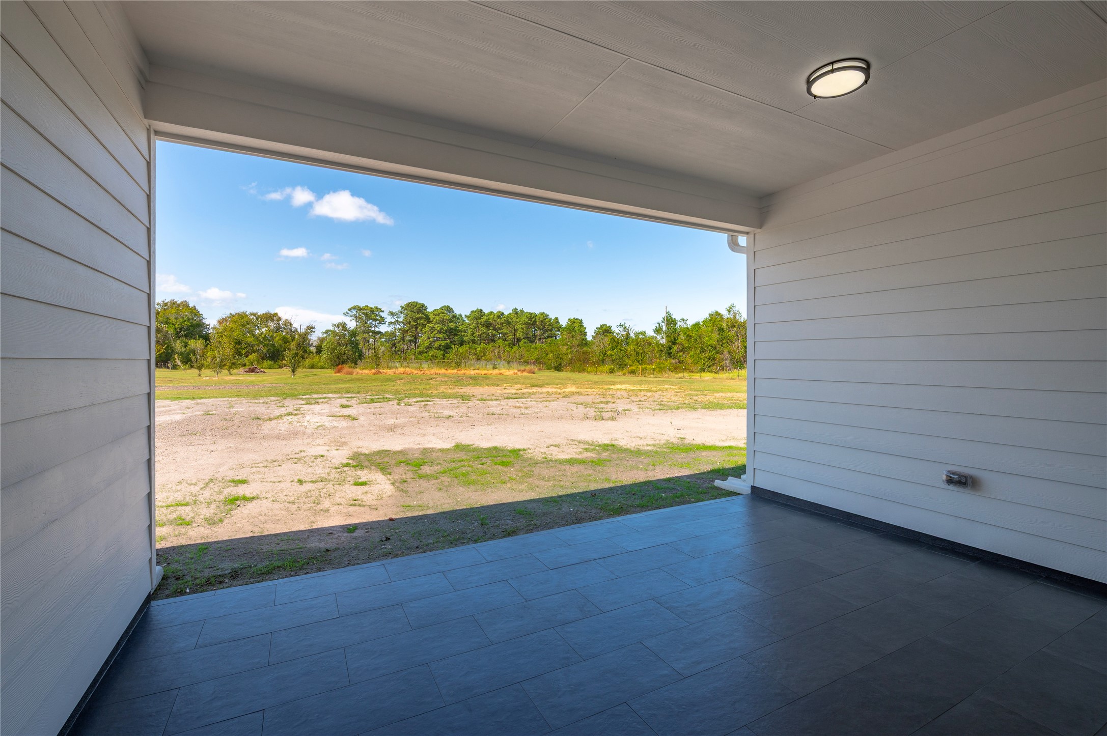 7120 County Road 171, Alvin, TX 77511