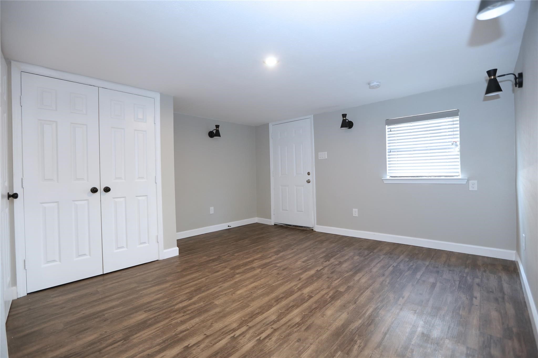 Another view of the living room. Floor has been recently redone so slightly different than the pics.