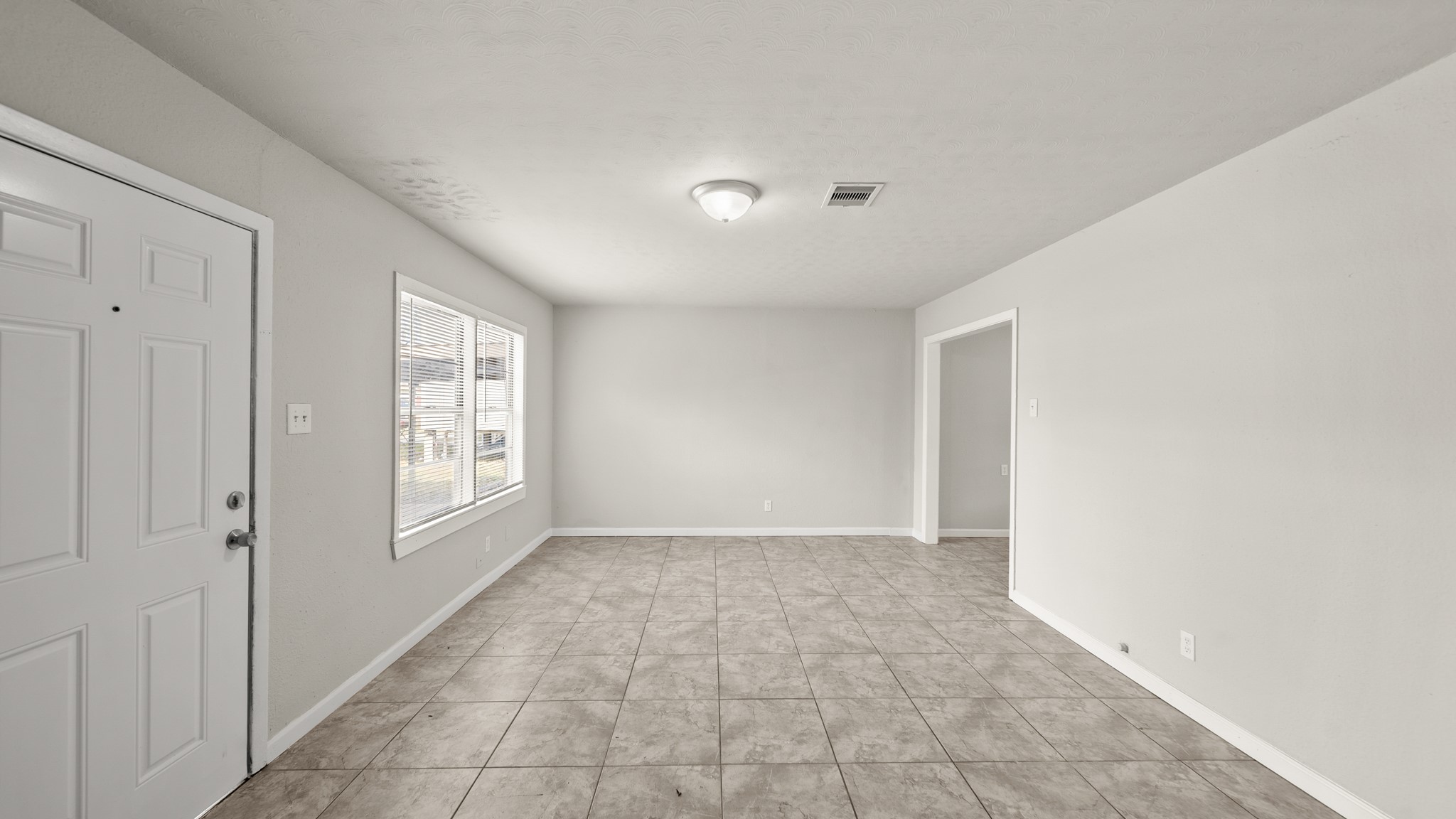 6809 W Bayou Drive W, Hitchcock, TX 77563 6809 W Bayou Drive W, Hitchcock, TX 77563