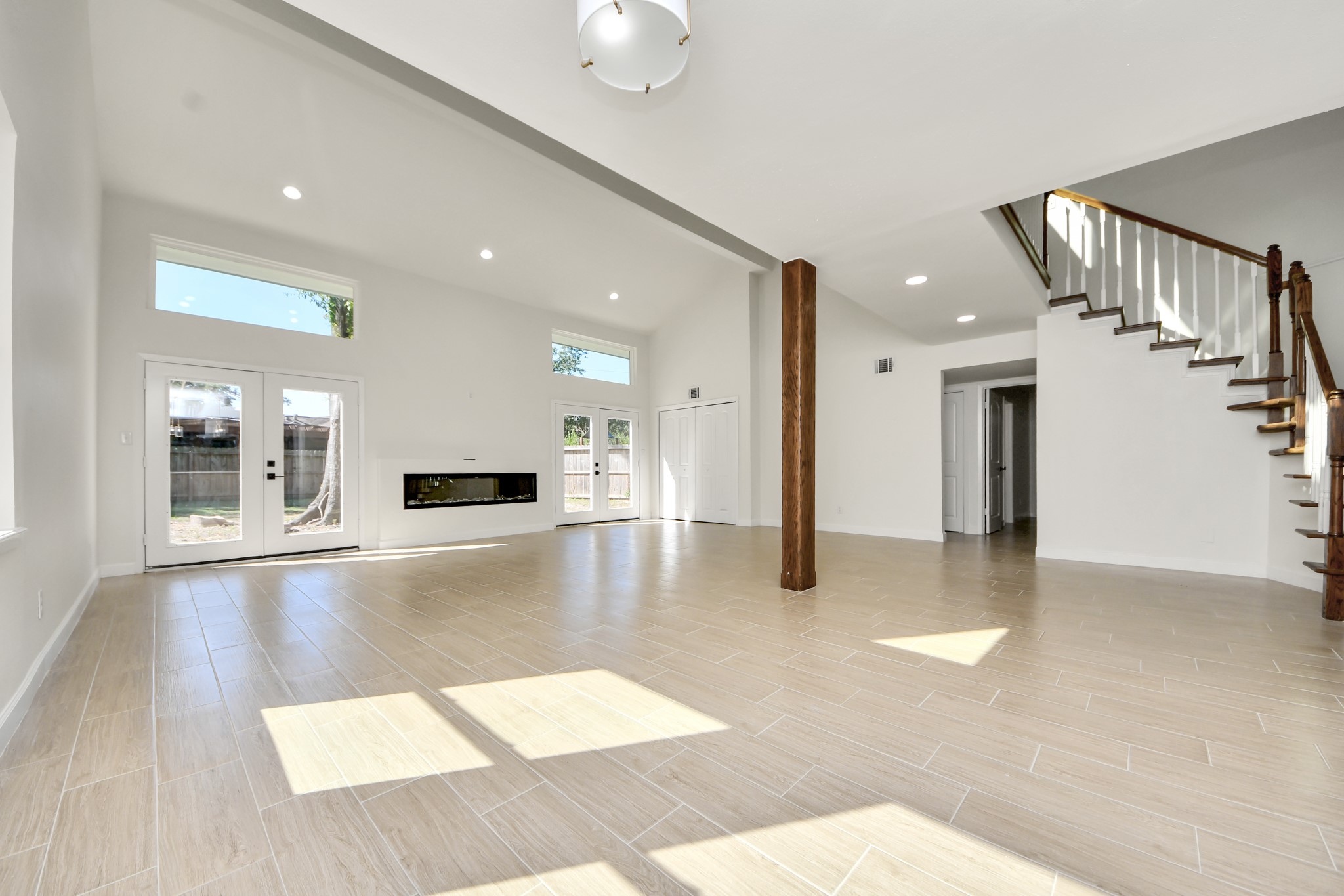 19707 Enchanted Oaks Drive, Spring, TX 77388