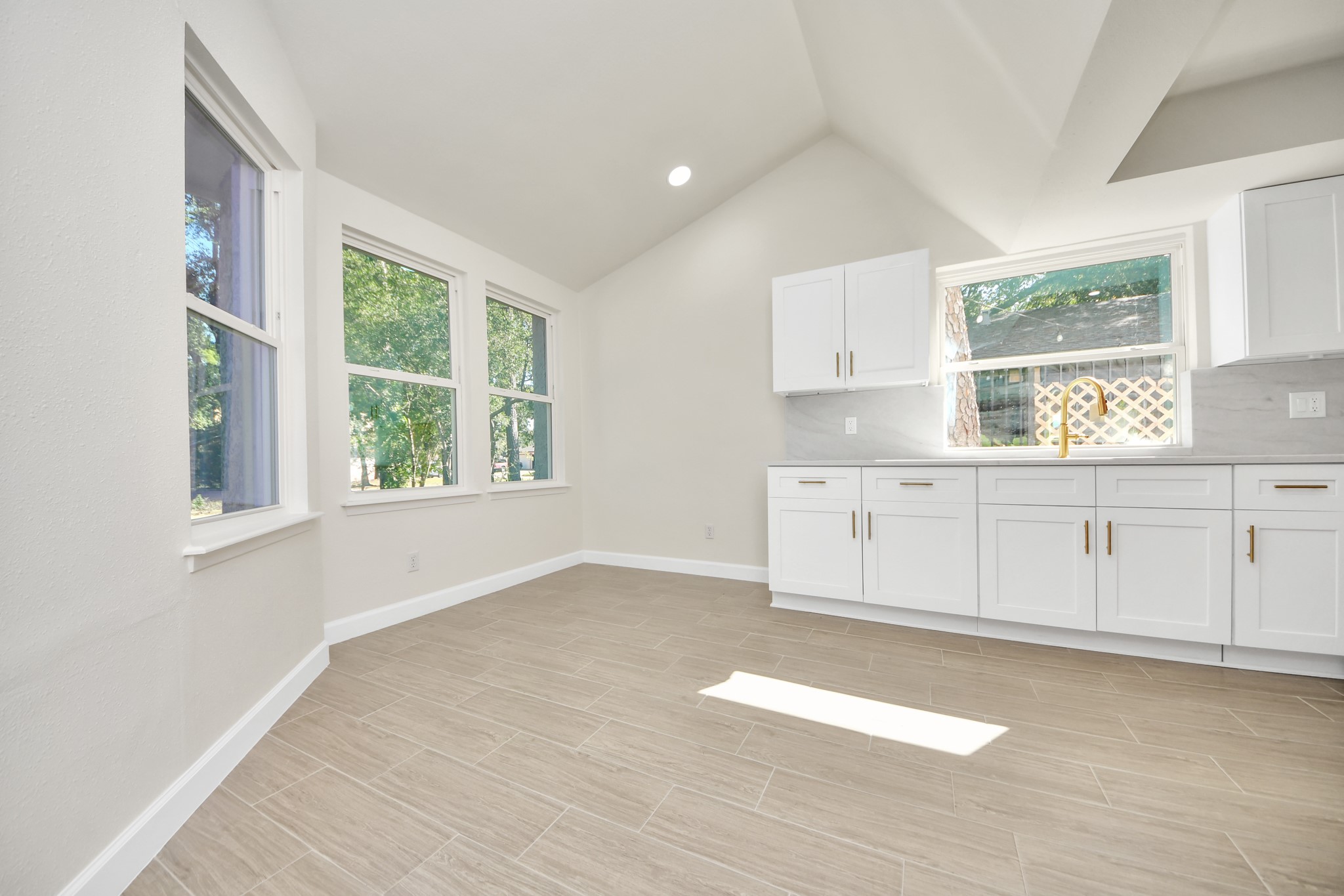 19707 Enchanted Oaks Drive, Spring, TX 77388 19707 Enchanted Oaks Drive, Spring, TX 77388