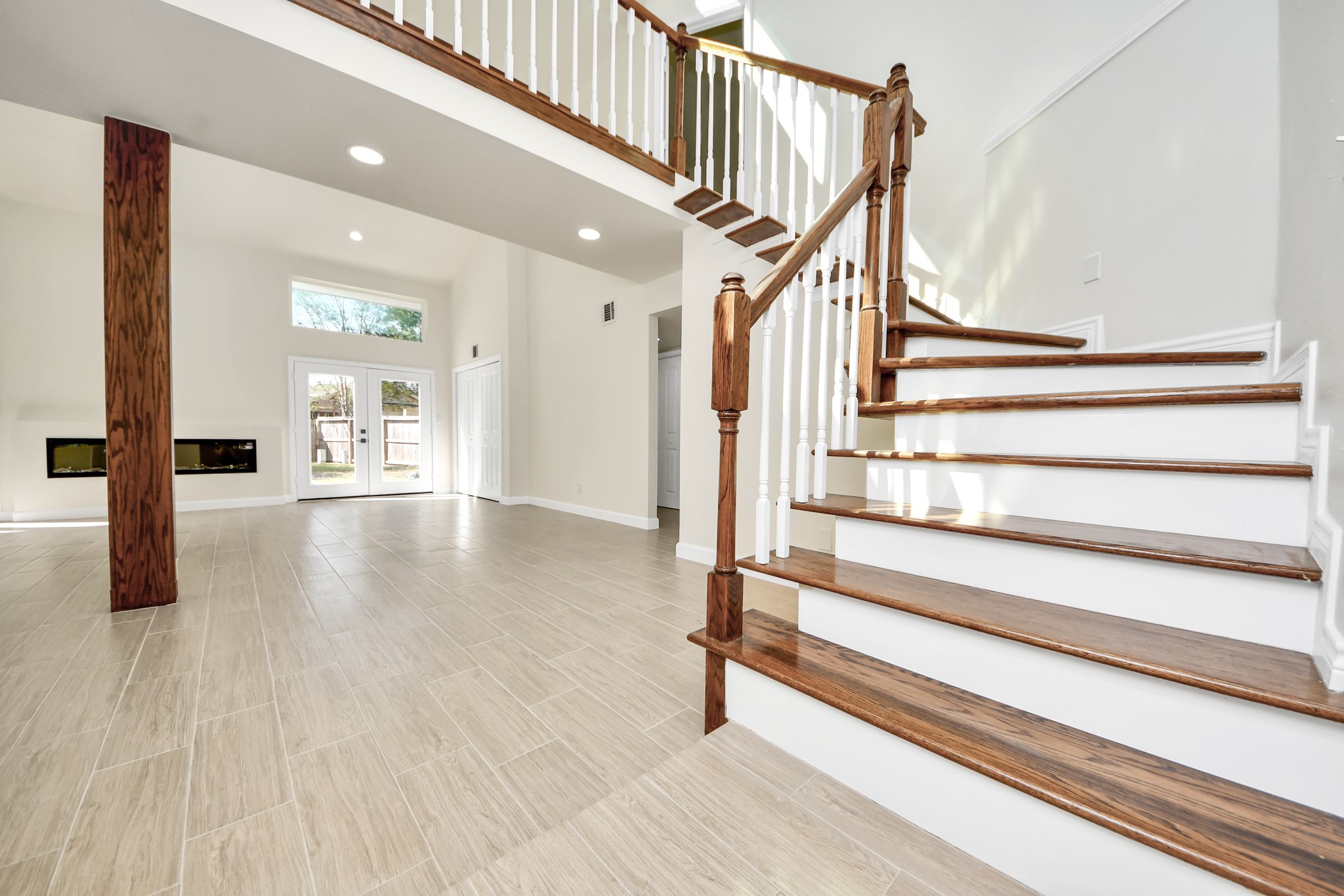 19707 Enchanted Oaks Drive, Spring, TX 77388