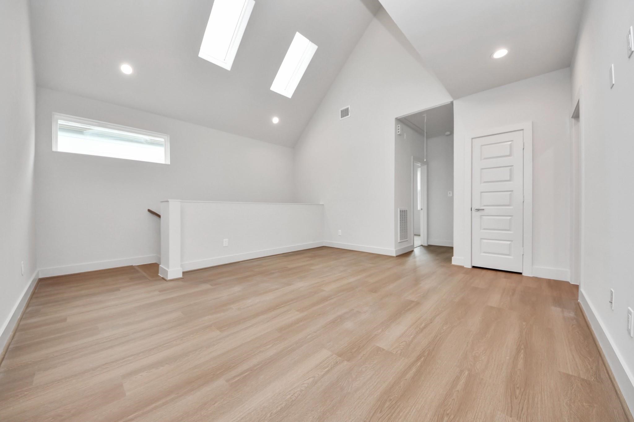 13105 Moncloa Drive, Houston, TX 77047