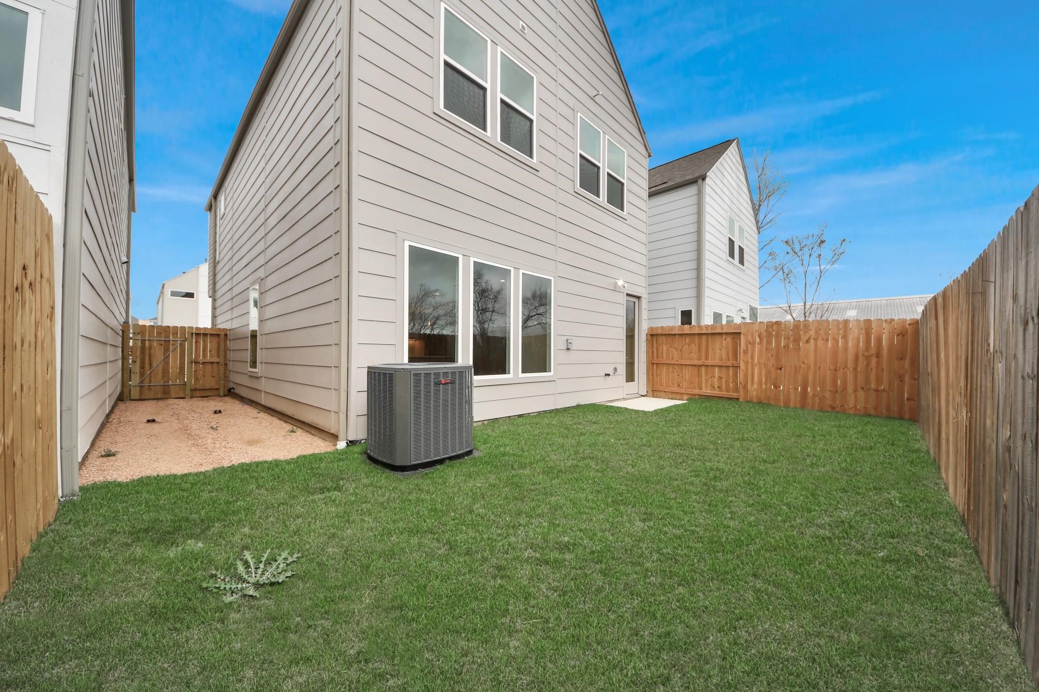 13105 Moncloa Drive, Houston, TX 77047