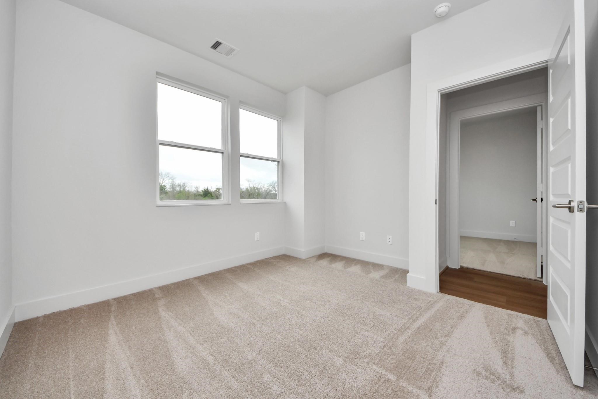 13105 Moncloa Drive, Houston, TX 77047