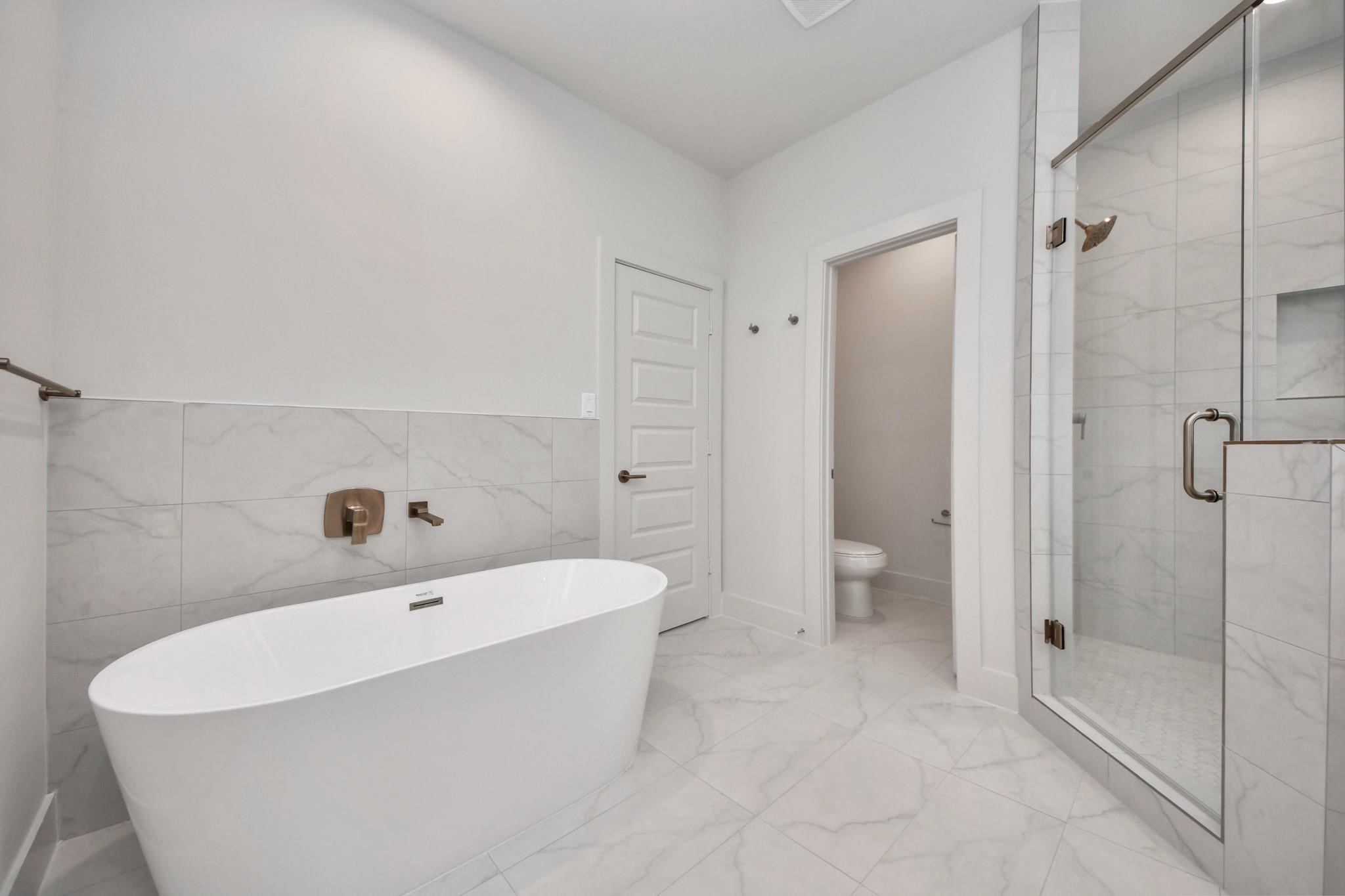 13105 Moncloa Drive, Houston, TX 77047