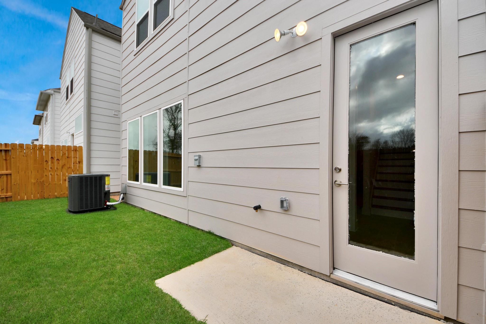 13105 Moncloa Drive, Houston, TX 77047