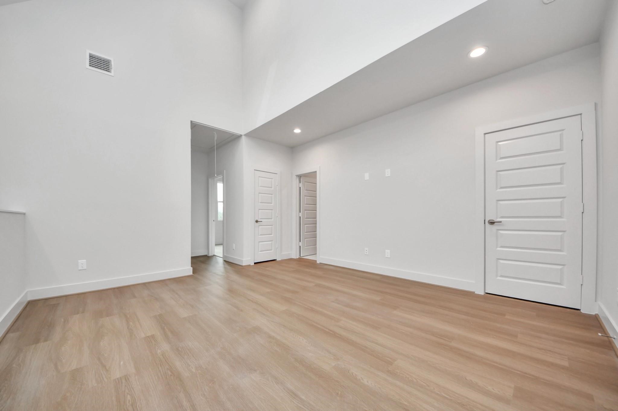 13105 Moncloa Drive, Houston, TX 77047