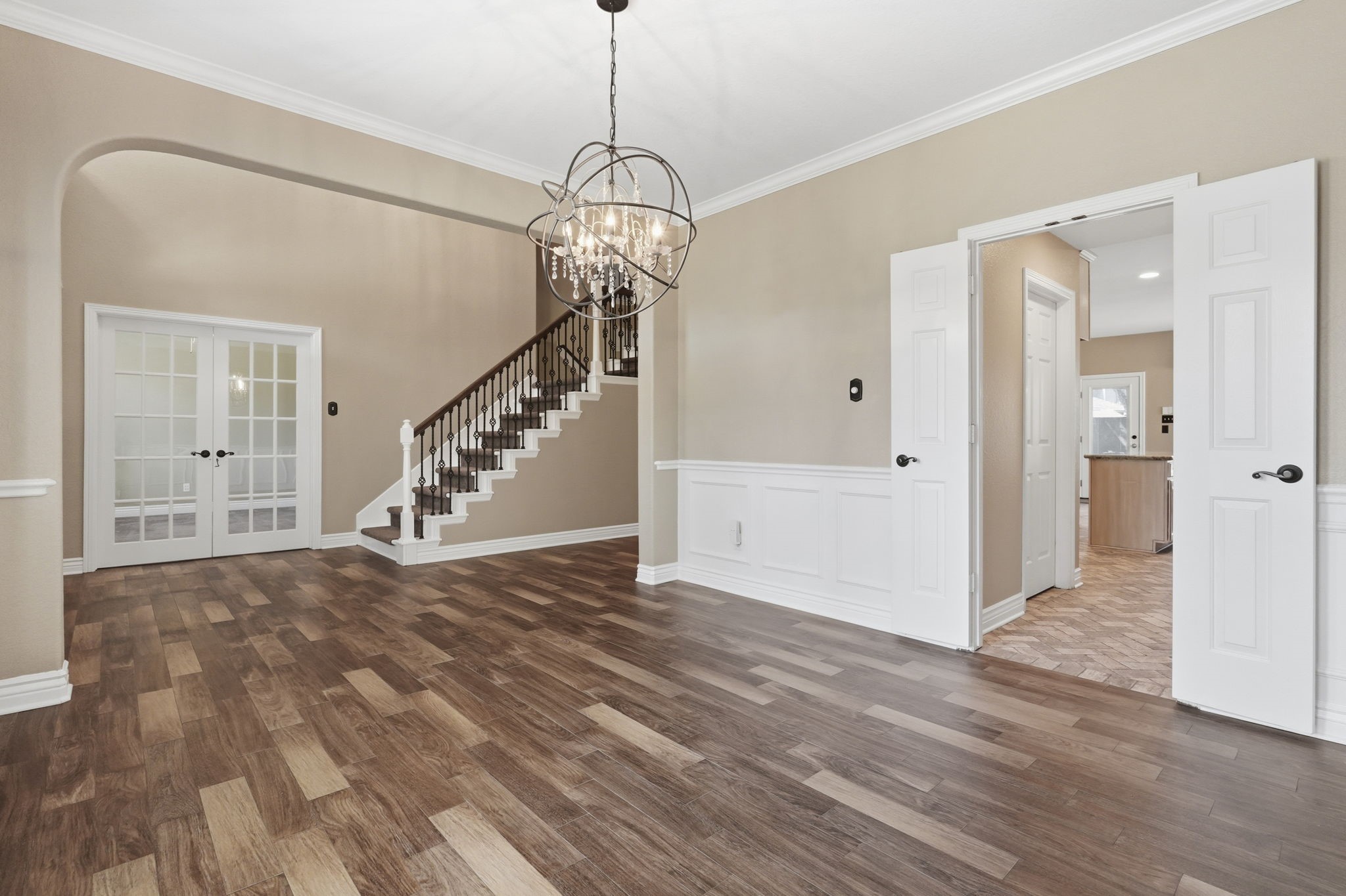 Formal Dining