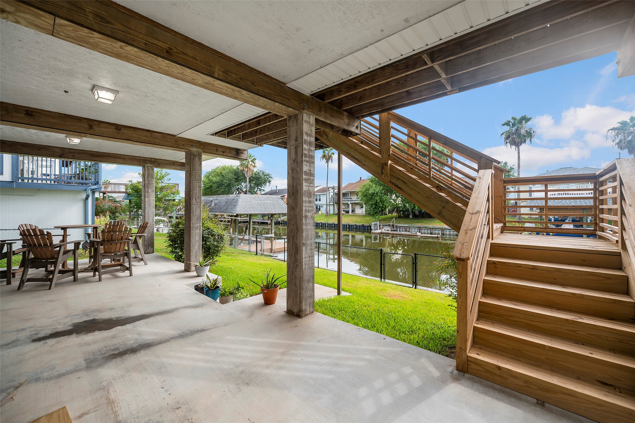 26 N Curlew Street, La Marque, TX 77568