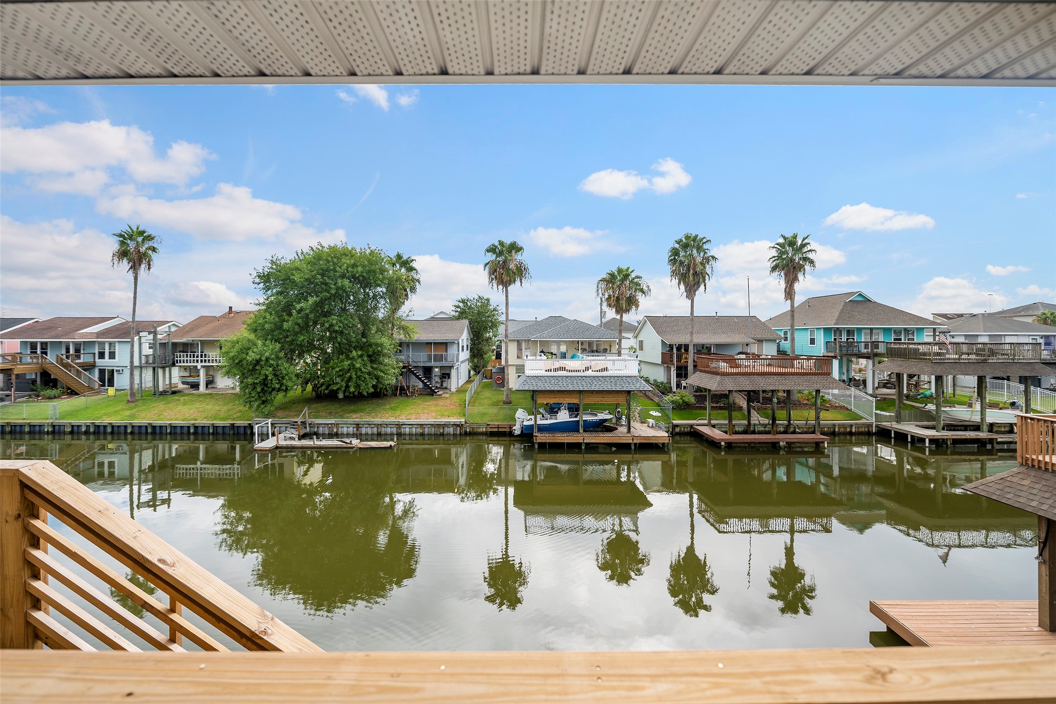 26 N Curlew Street, La Marque, TX 77568