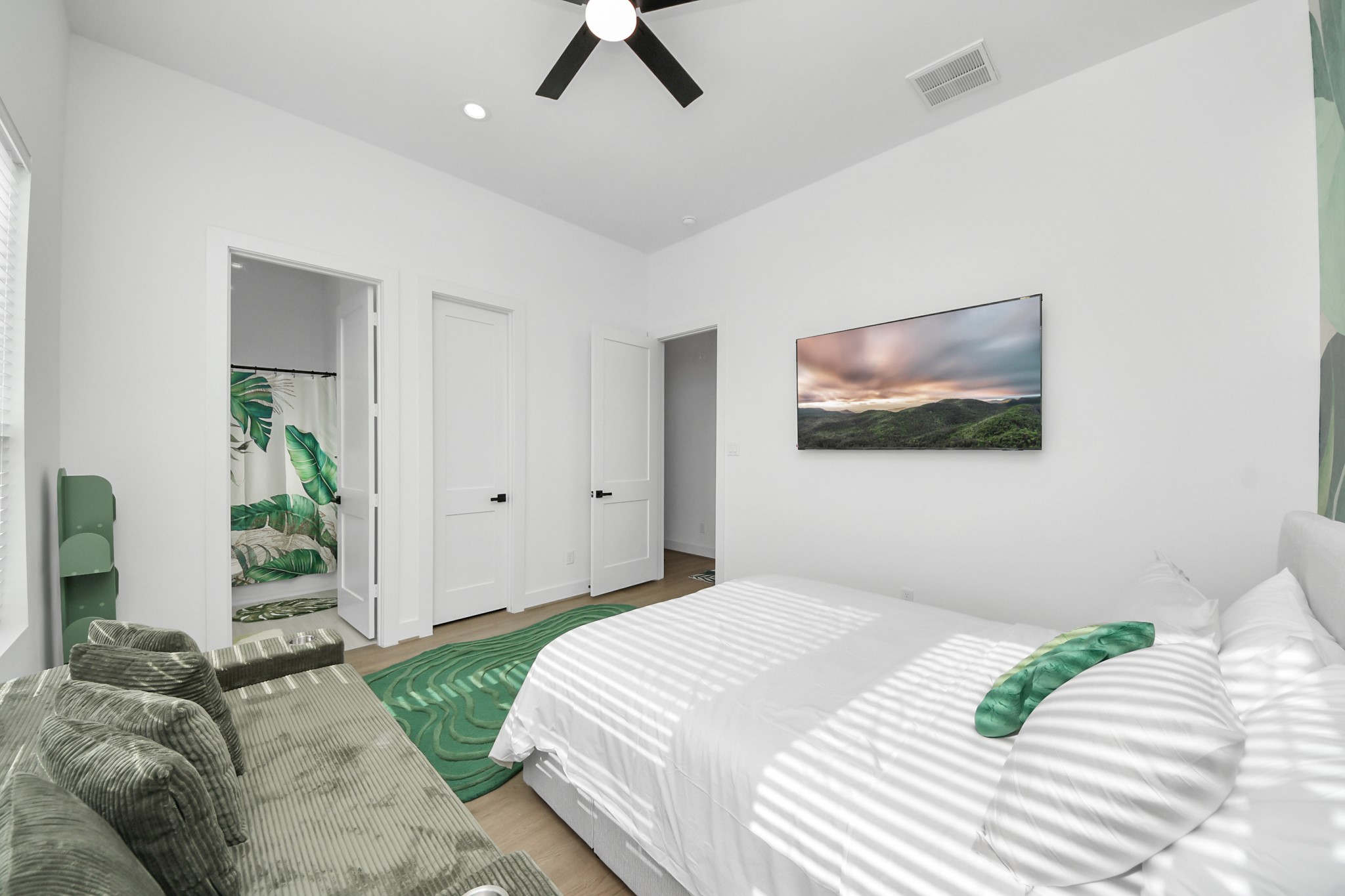 6353 Richmond Avenue, #134, Houston, TX 77057