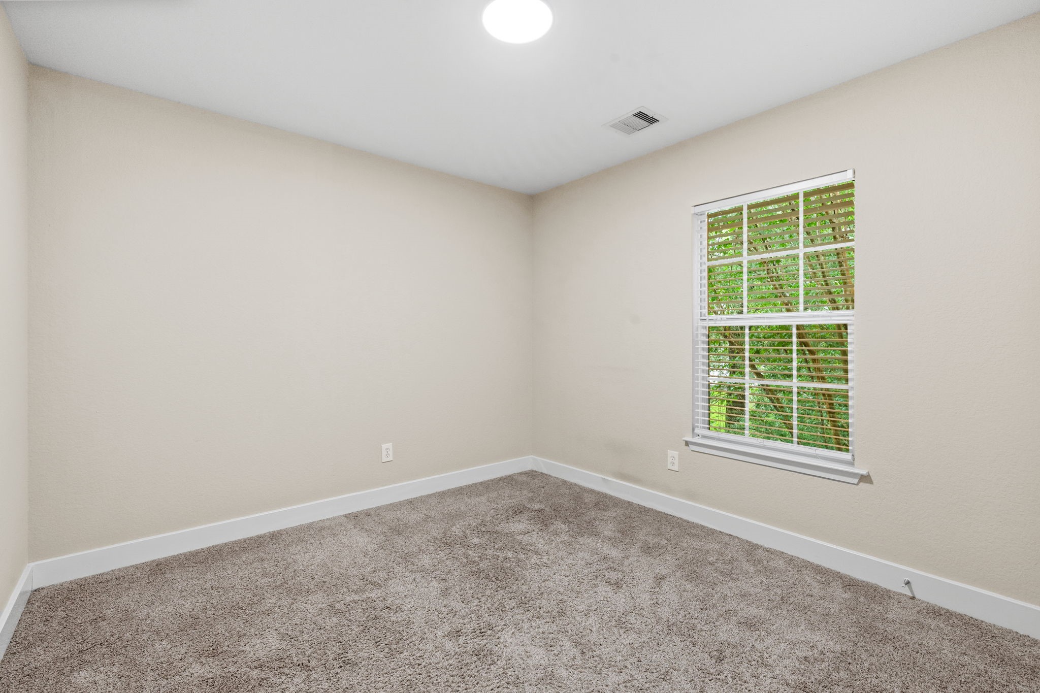 Secondary bedroom #1