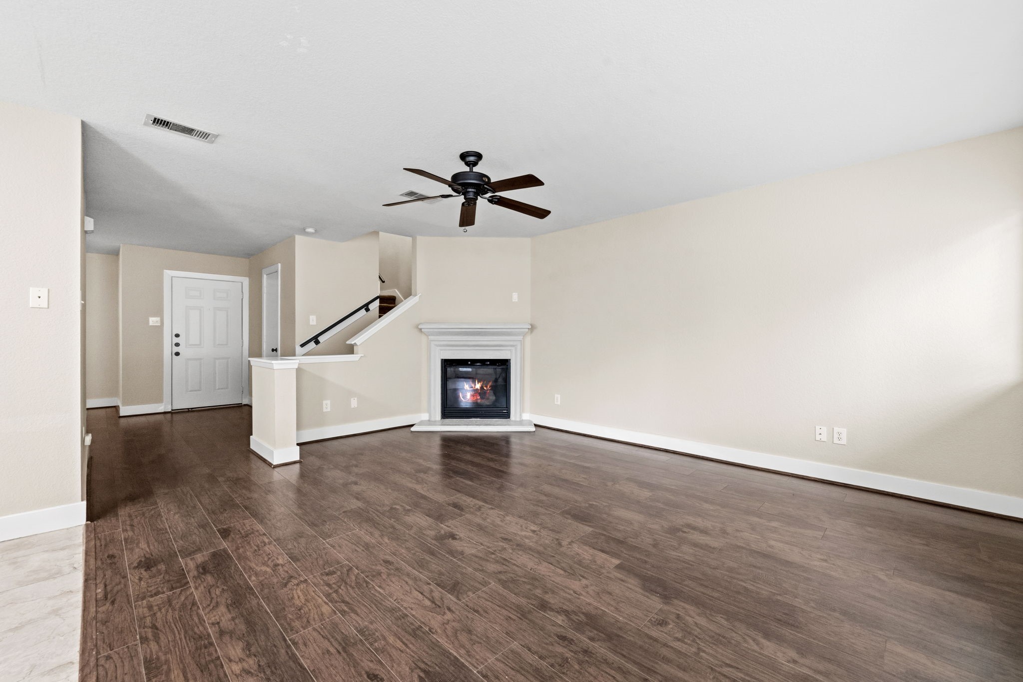 Living area/family room