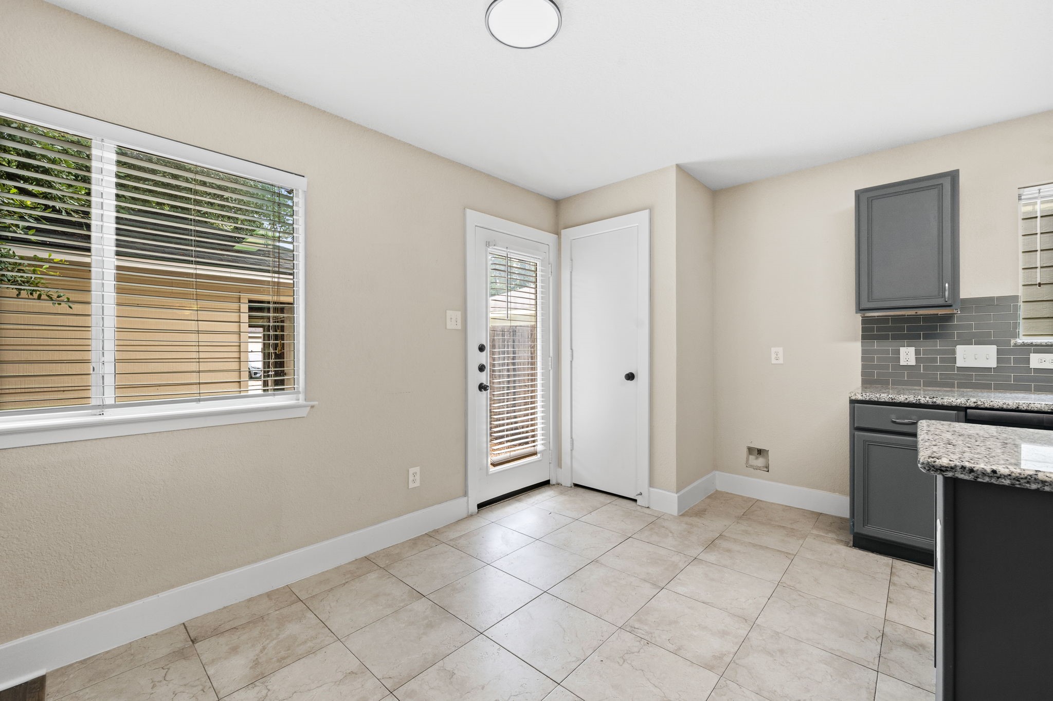 26853 Haileys Manor, Kingwood, TX 77339