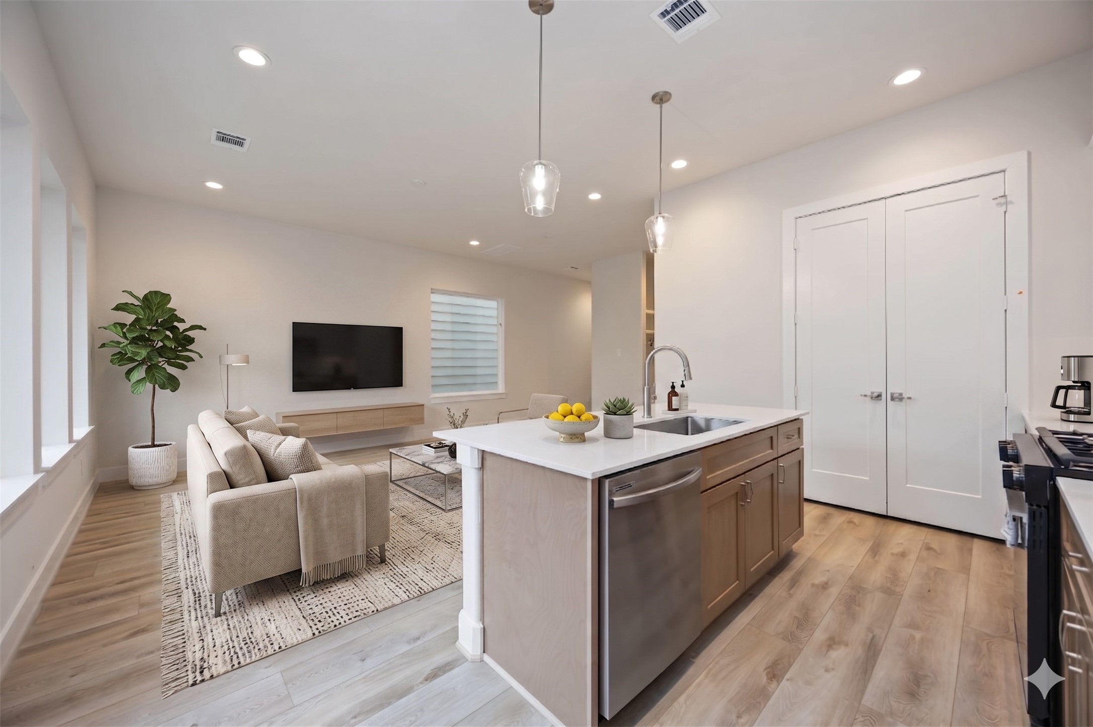 6112 De Campo Street, Houston, TX 77091