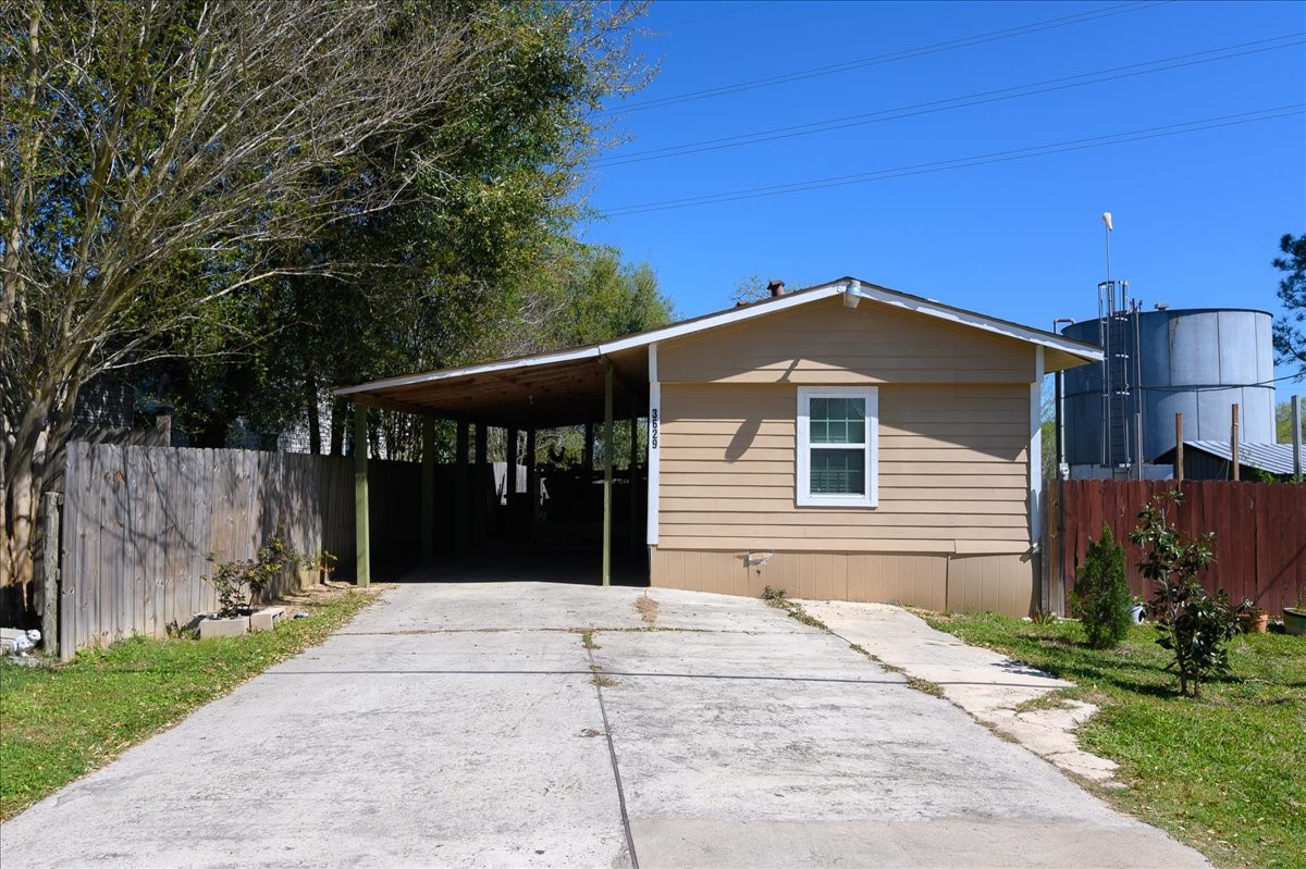 3629 County Road 870, Alvin, TX 77511