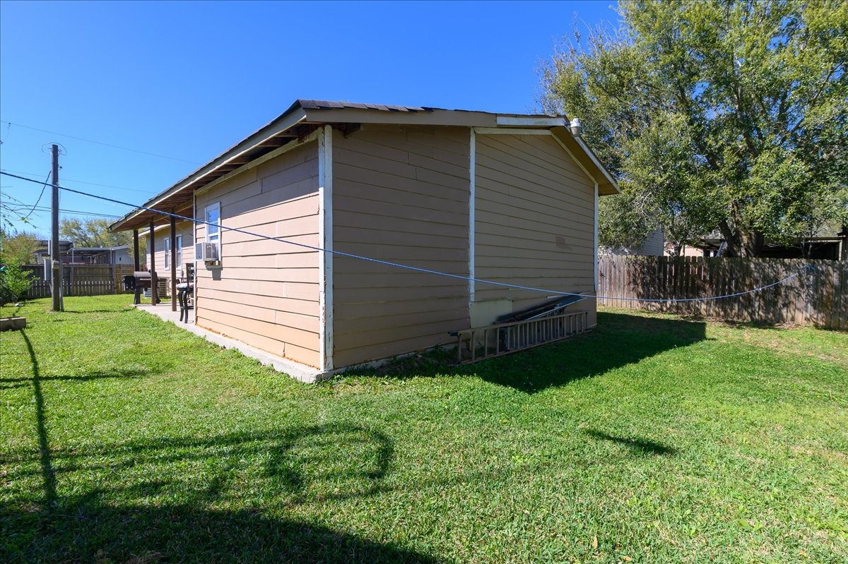 3629 County Road 870, Alvin, TX 77511
