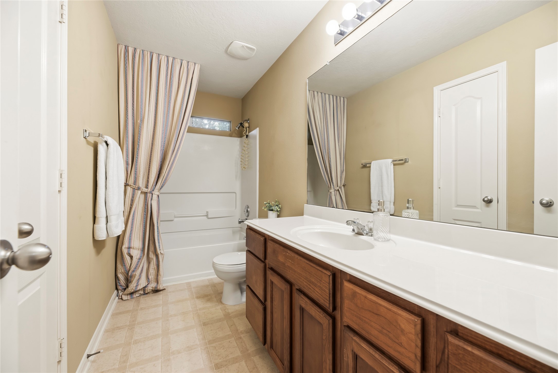 4106 Miramichi Court, Houston, TX 77053