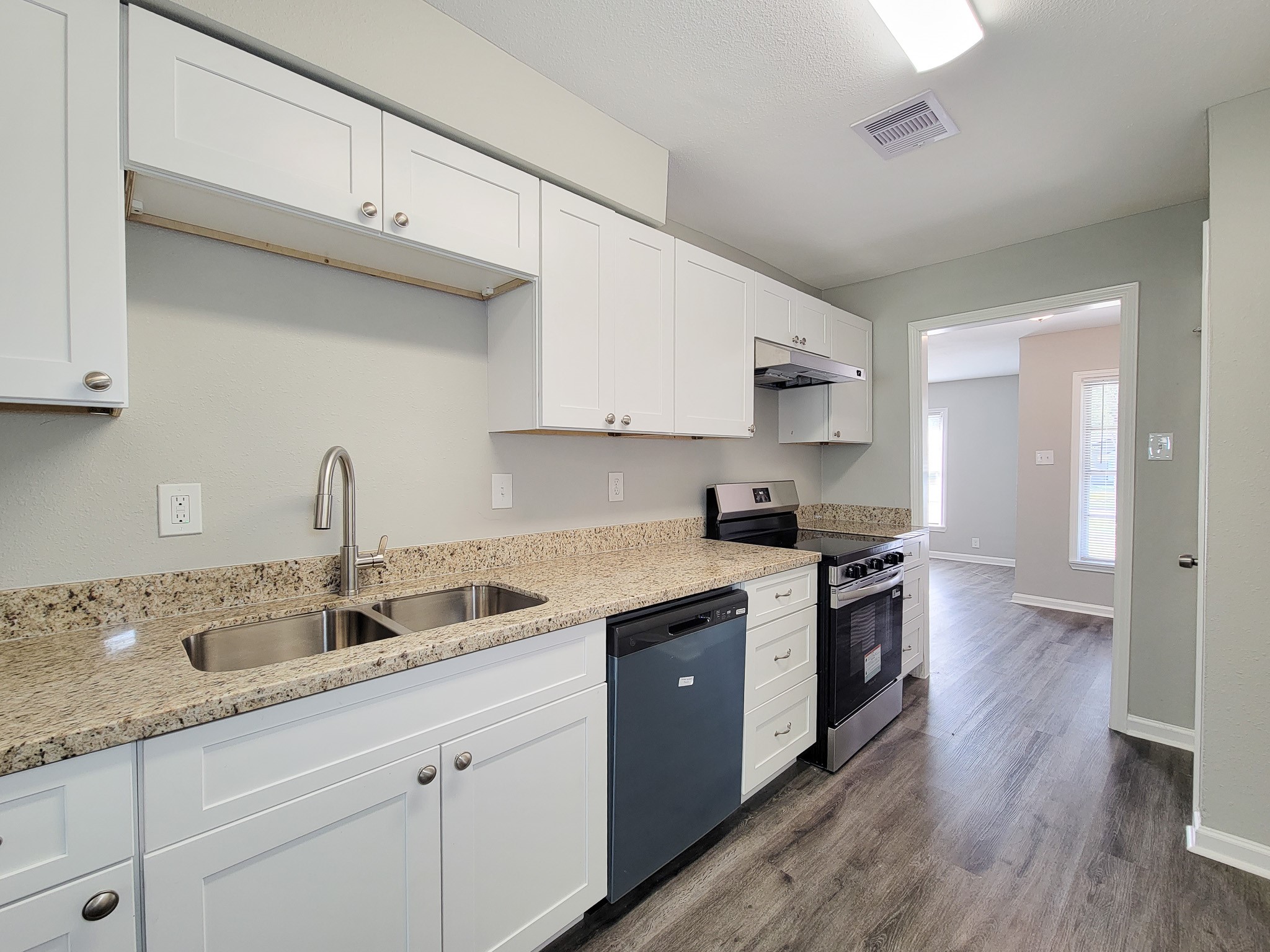 3923 Zephyr Street, Houston, TX 77021
