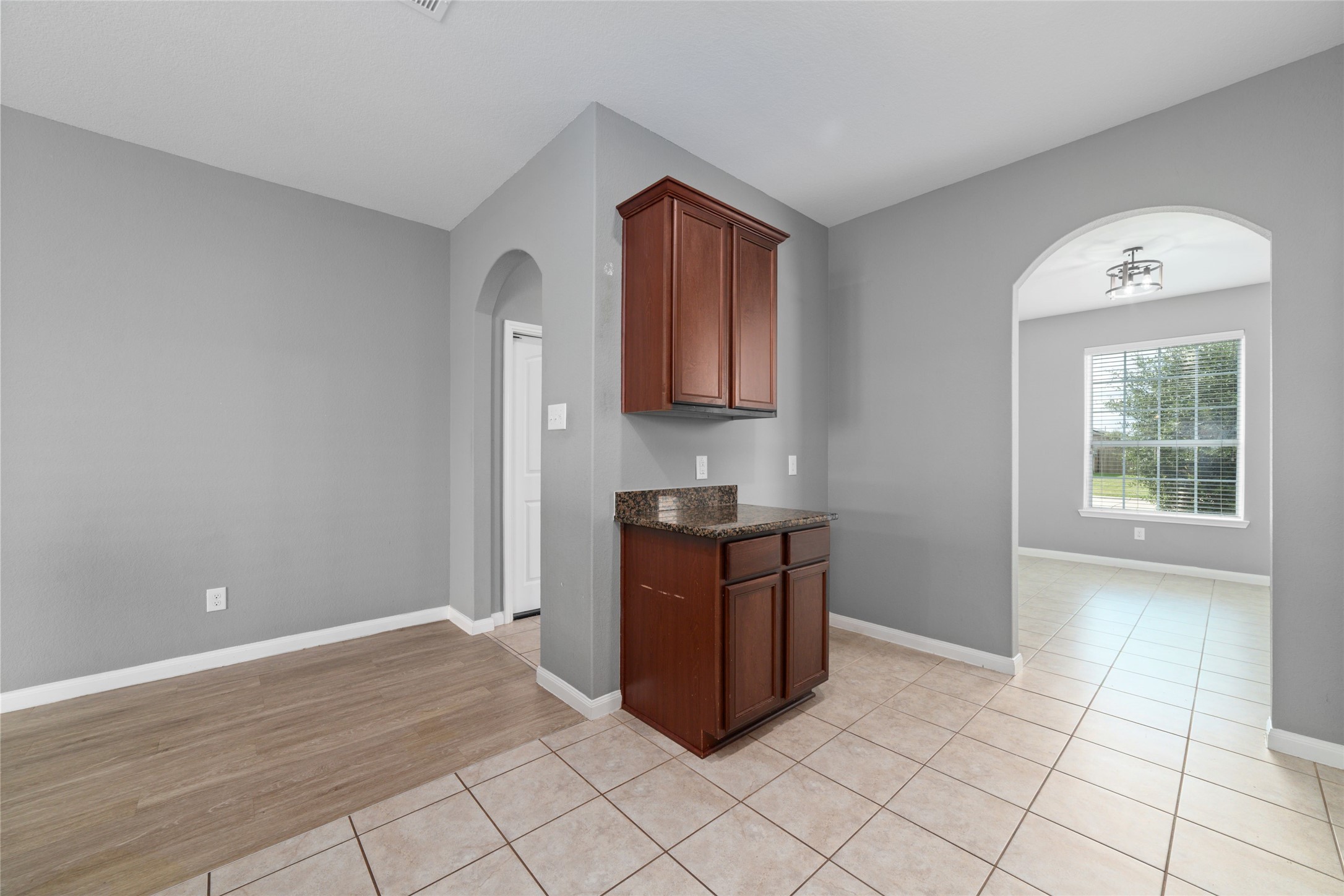 1077 Mule Ridge Drive, Katy, TX 77493