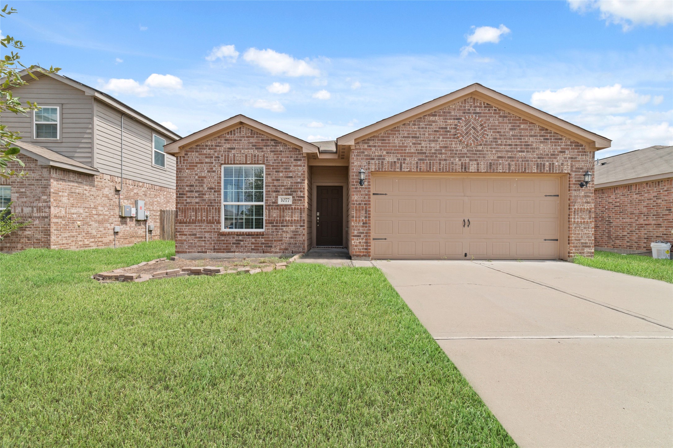 1077 Mule Ridge Drive, Katy, TX 77493